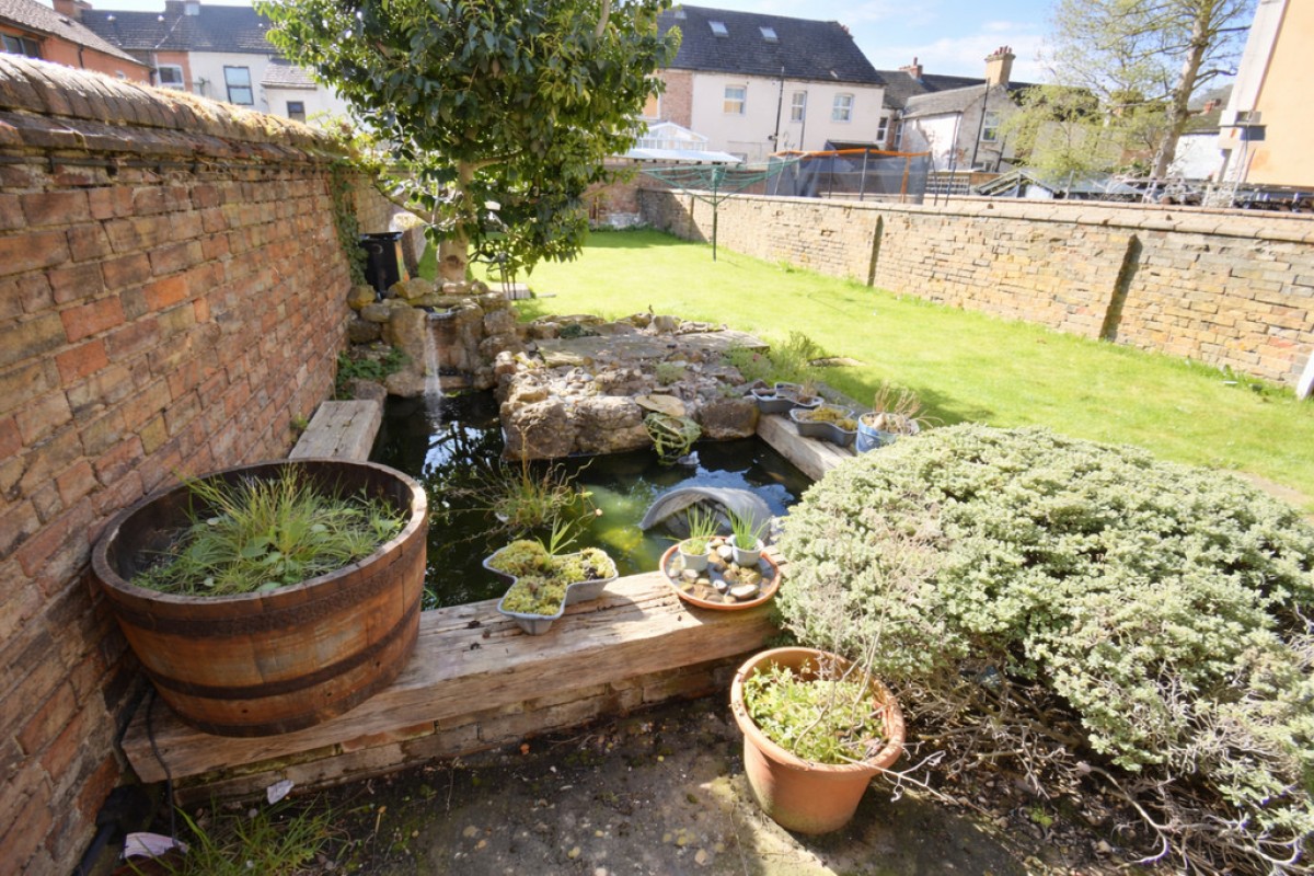 Woburn Road, Bedford