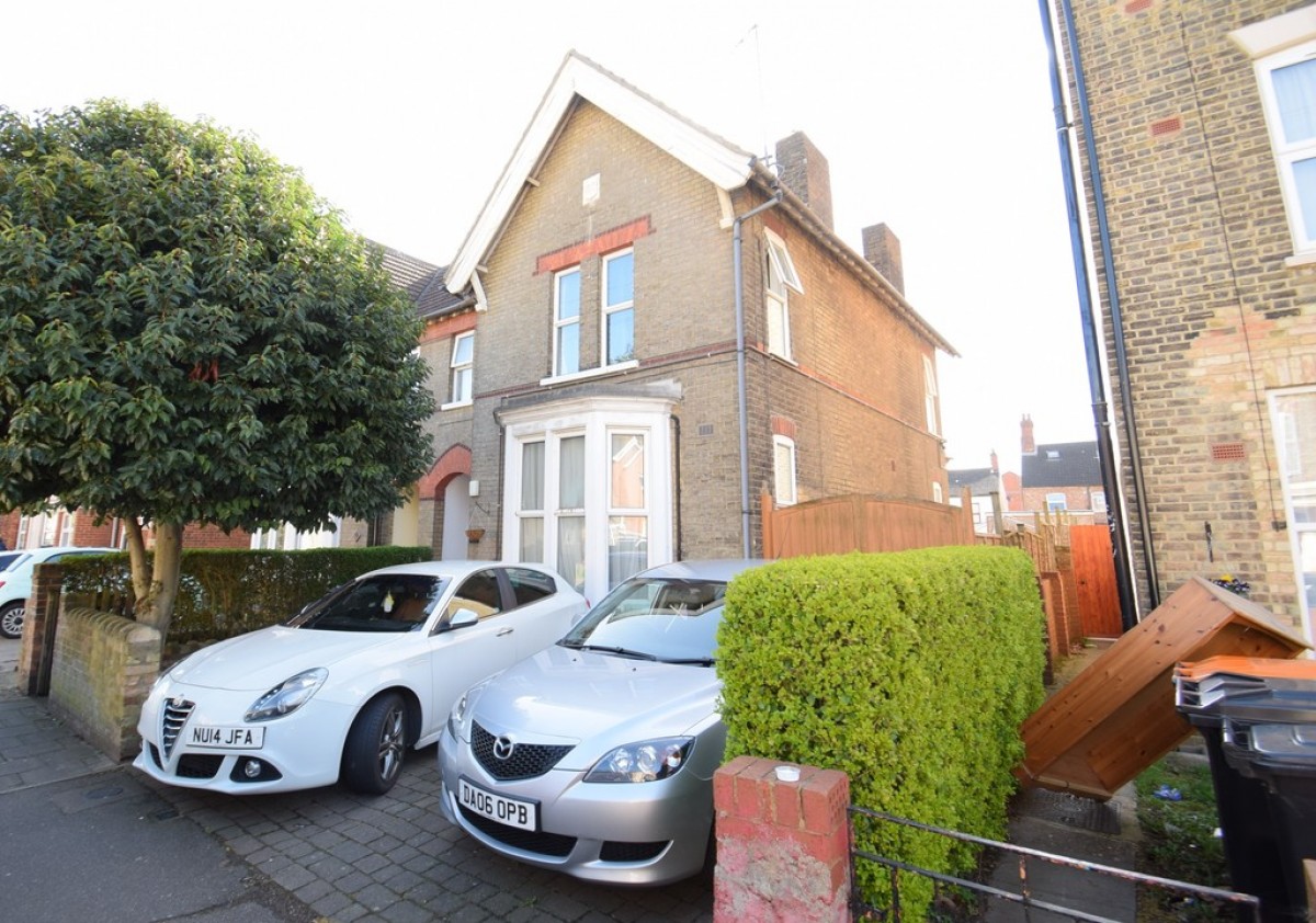 Woburn Road, Bedford