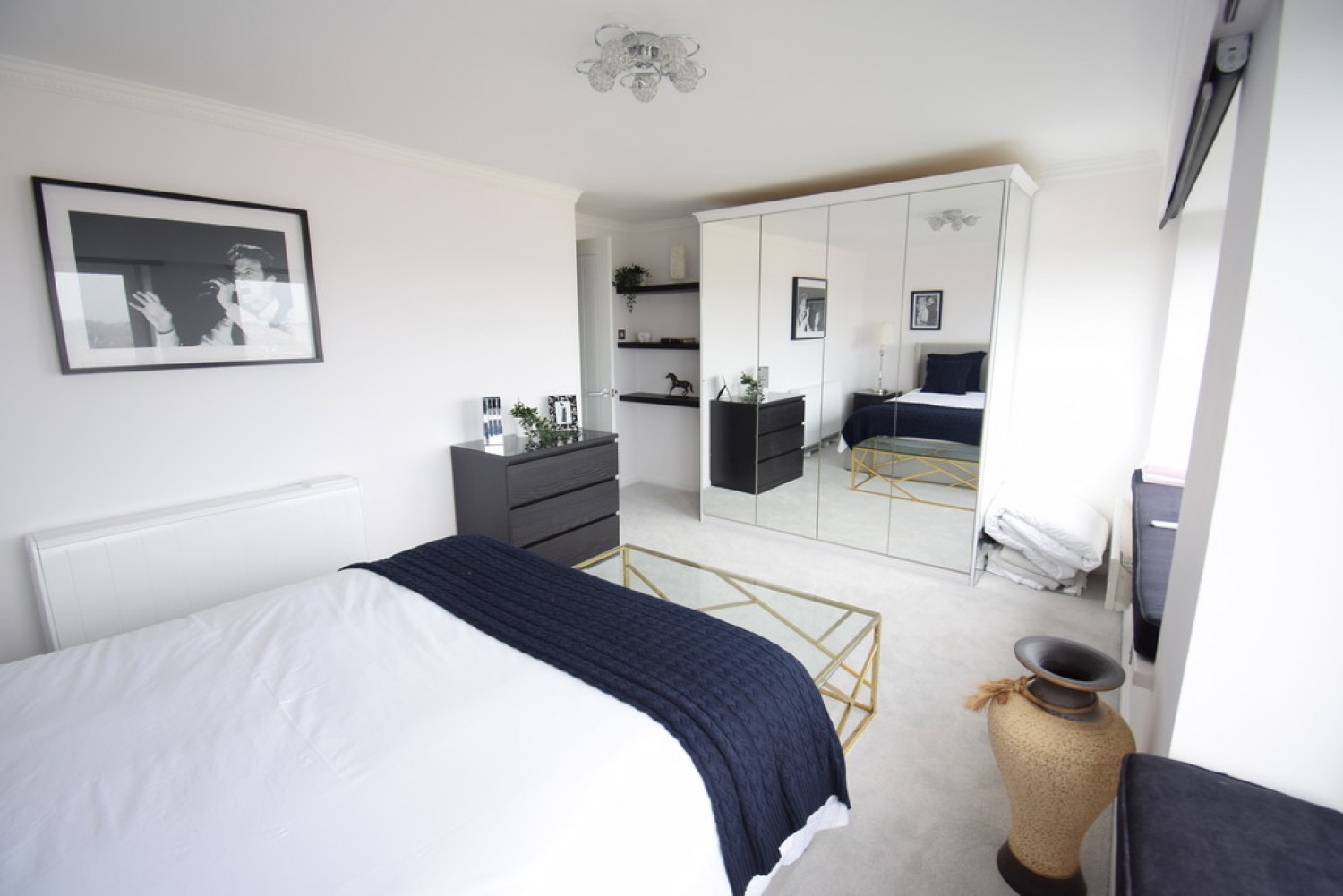 3 bedroom Flat for Letting Riverside Towers, St Marys Street