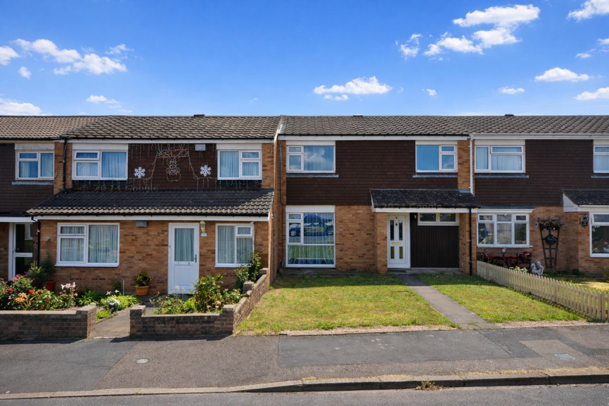 Cranbourne Close, Bedford