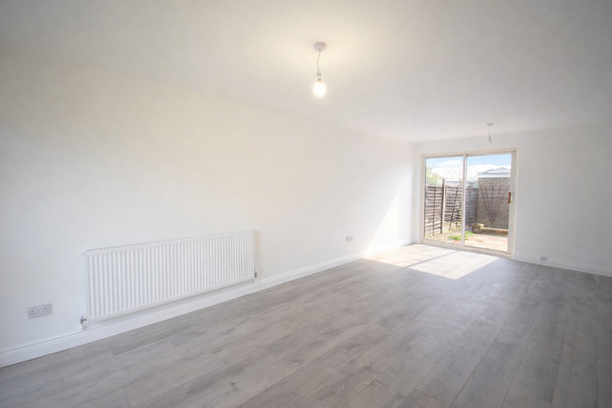 Cranbourne Close, Bedford