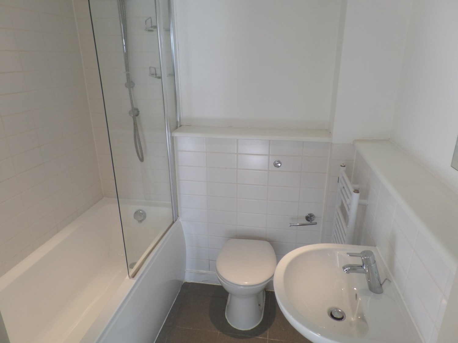 2 bedroom Flat for Sale Castle Quay, Castle Lane, Bedford