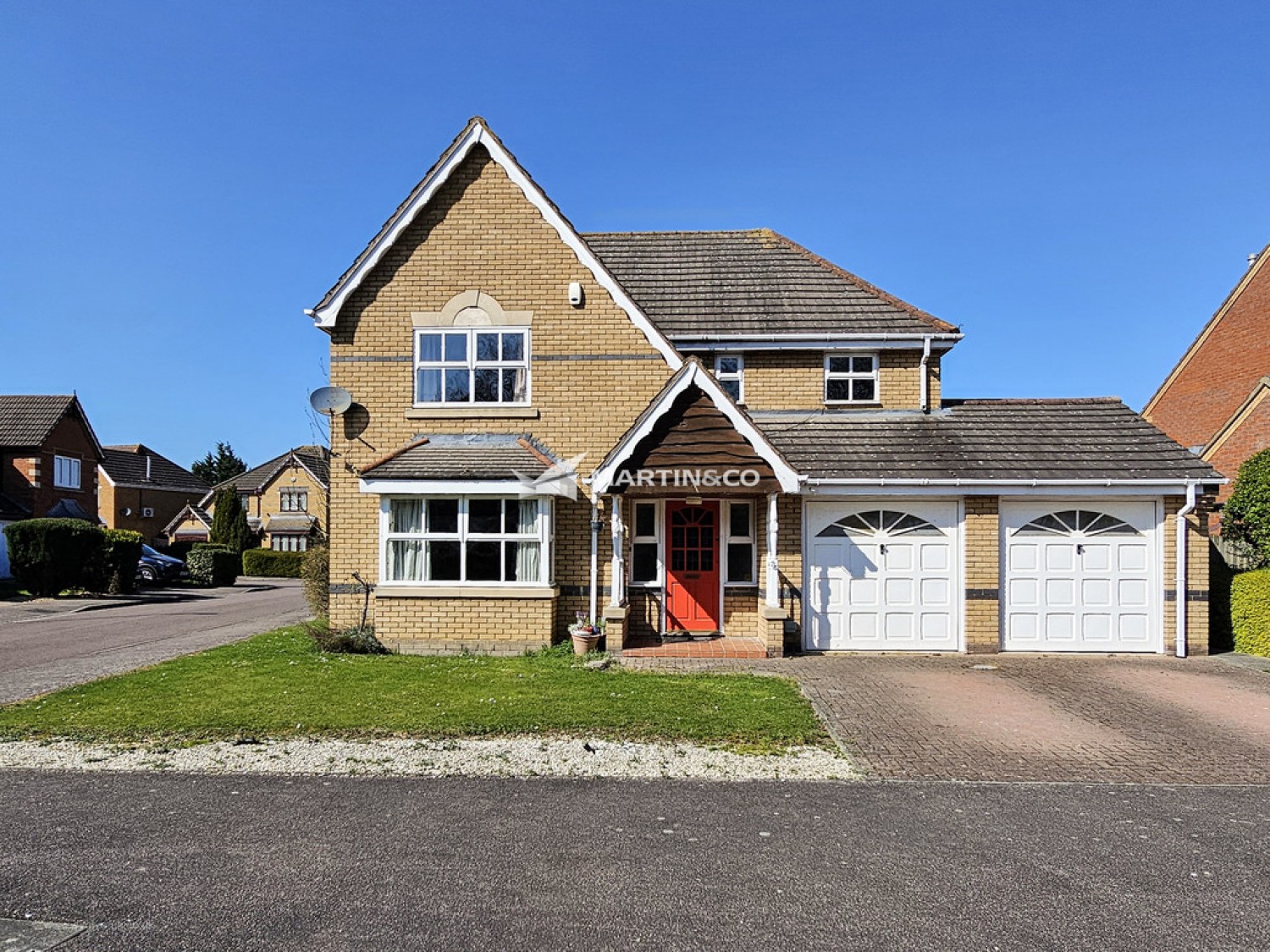 Eagle Gardens, Brickhill