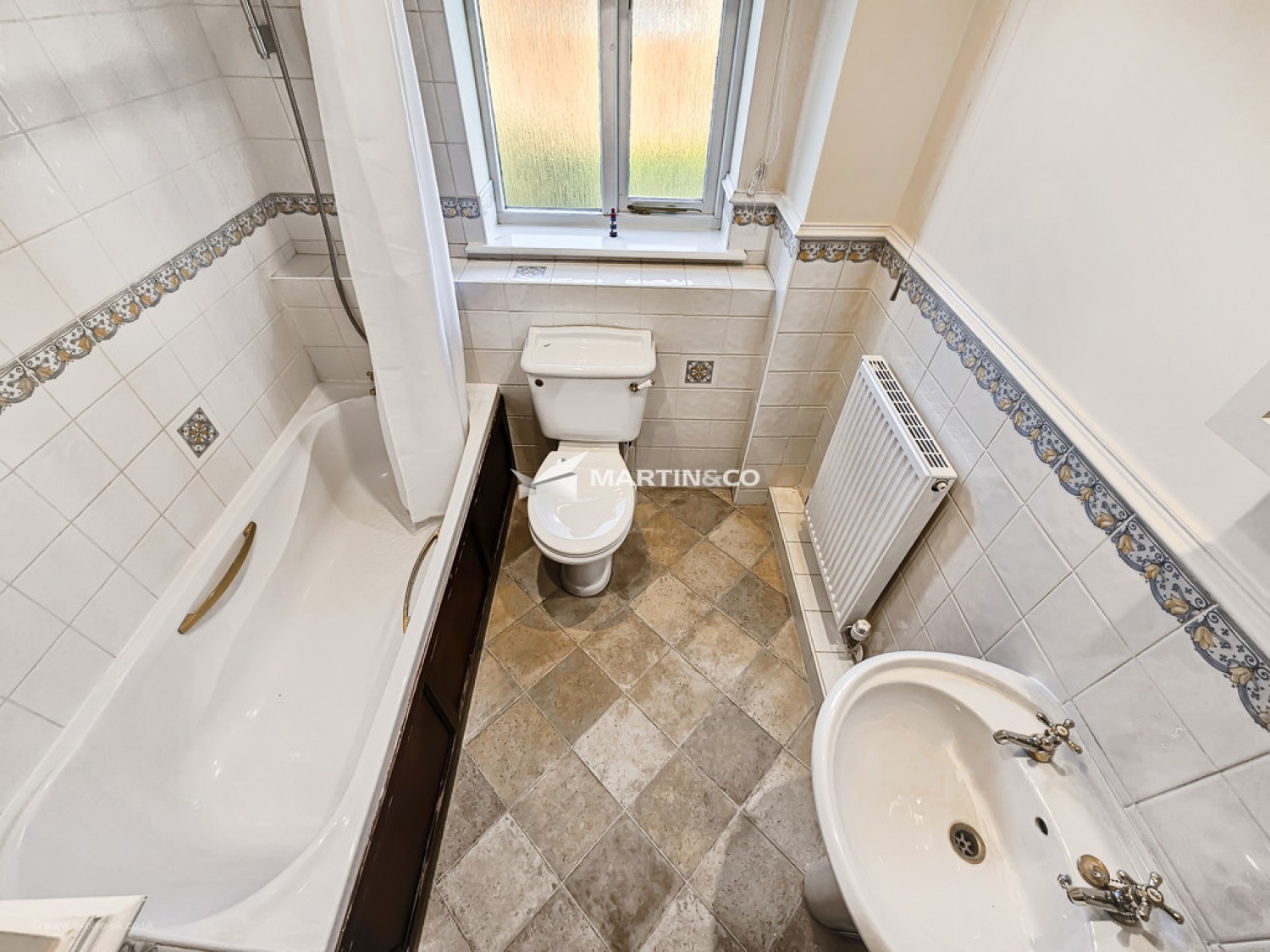 Eagle Gardens, Brickhill