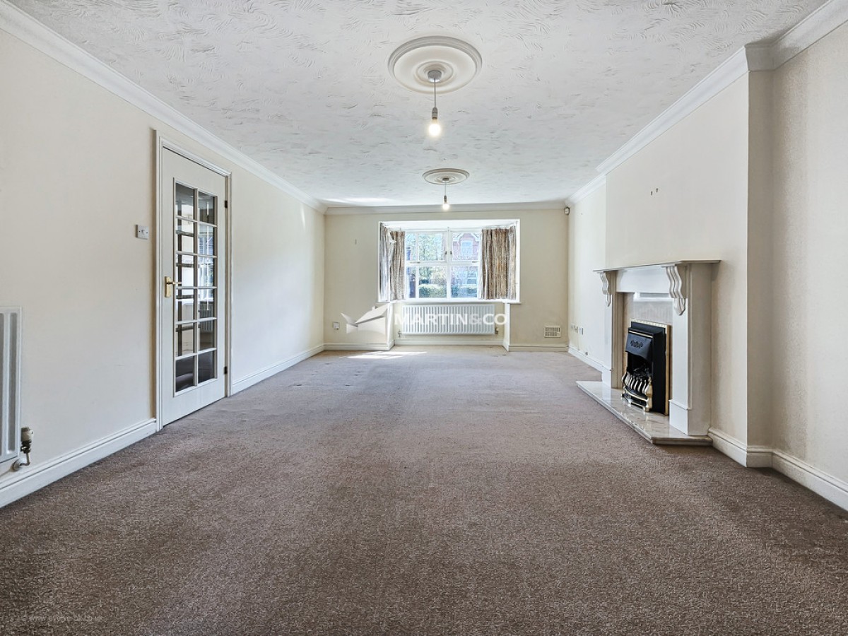 Eagle Gardens, Brickhill
