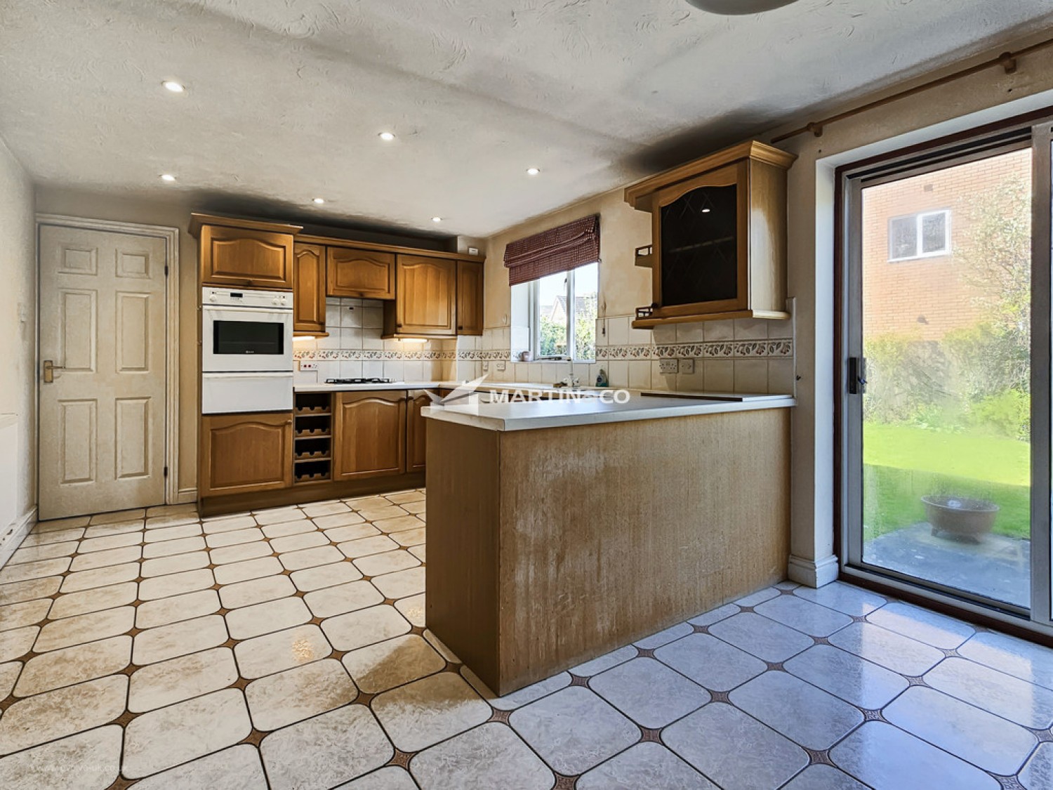 Eagle Gardens, Brickhill