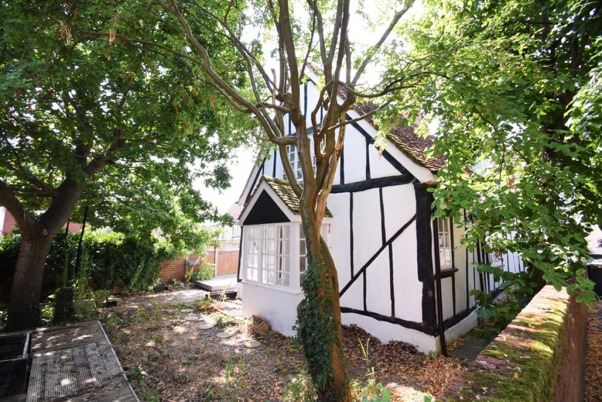 High Street, Elstow, Bedford