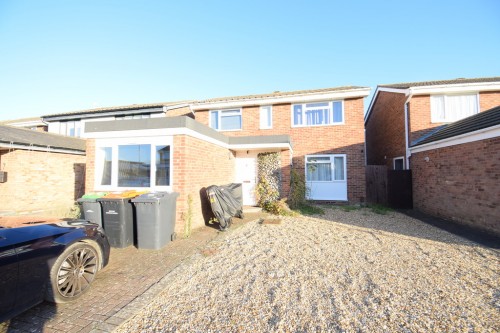 Clovelly Way, Bedford