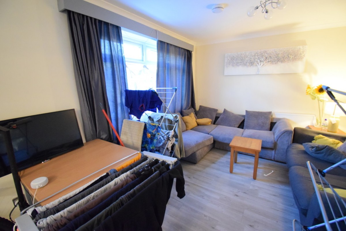 Clovelly Way, Bedford