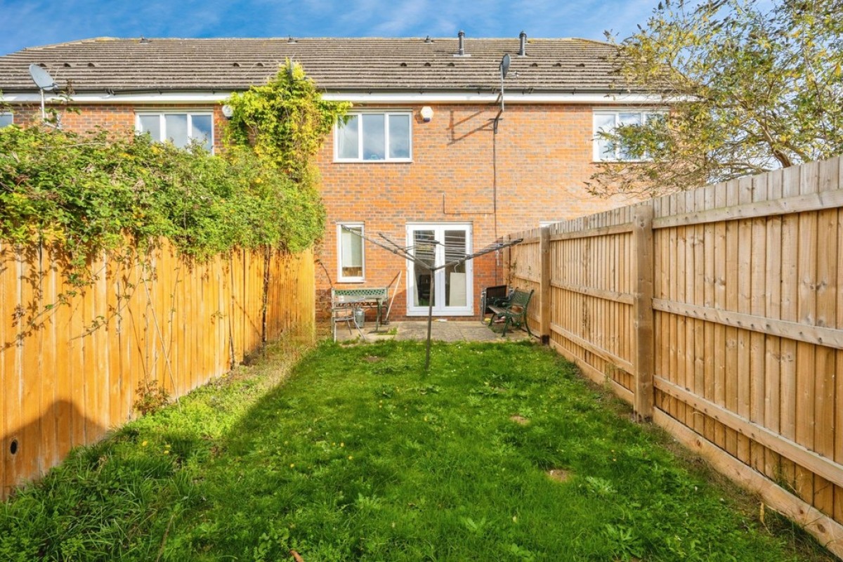 Shorts Avenue, Shortstown