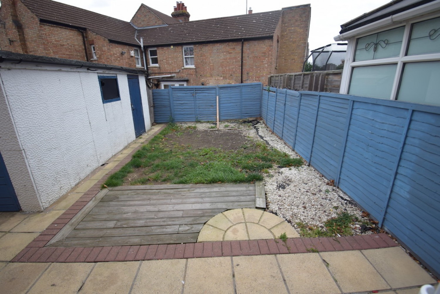 Hogarth Close, Bedford