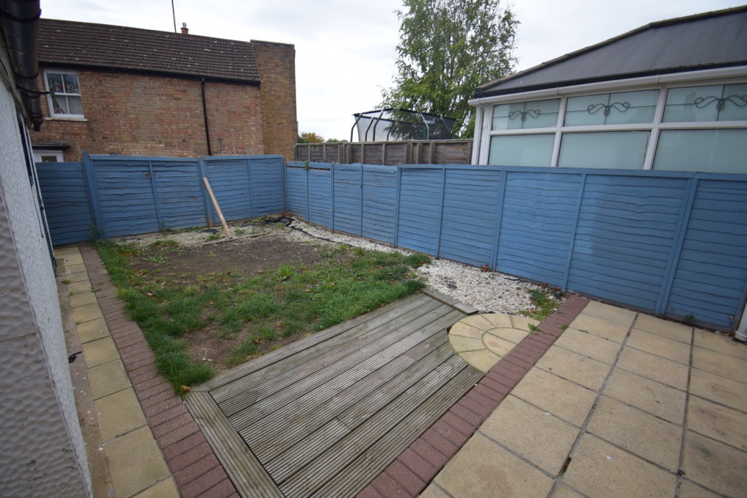 Hogarth Close, Bedford