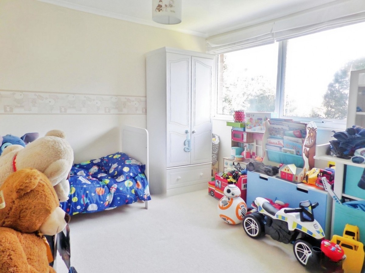 East Court, Goldington Green