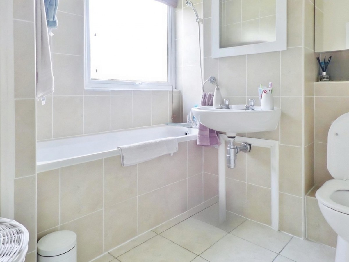 East Court, Goldington Green