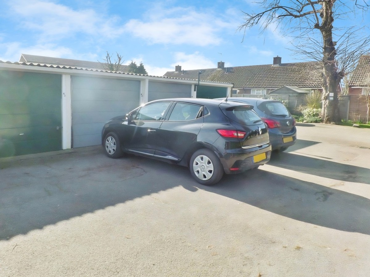 East Court, Goldington Green