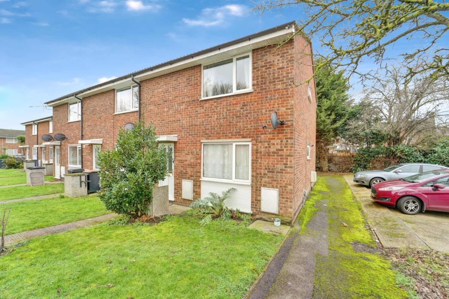 1 bedroom Flat for Sale Massey Close, Bedford