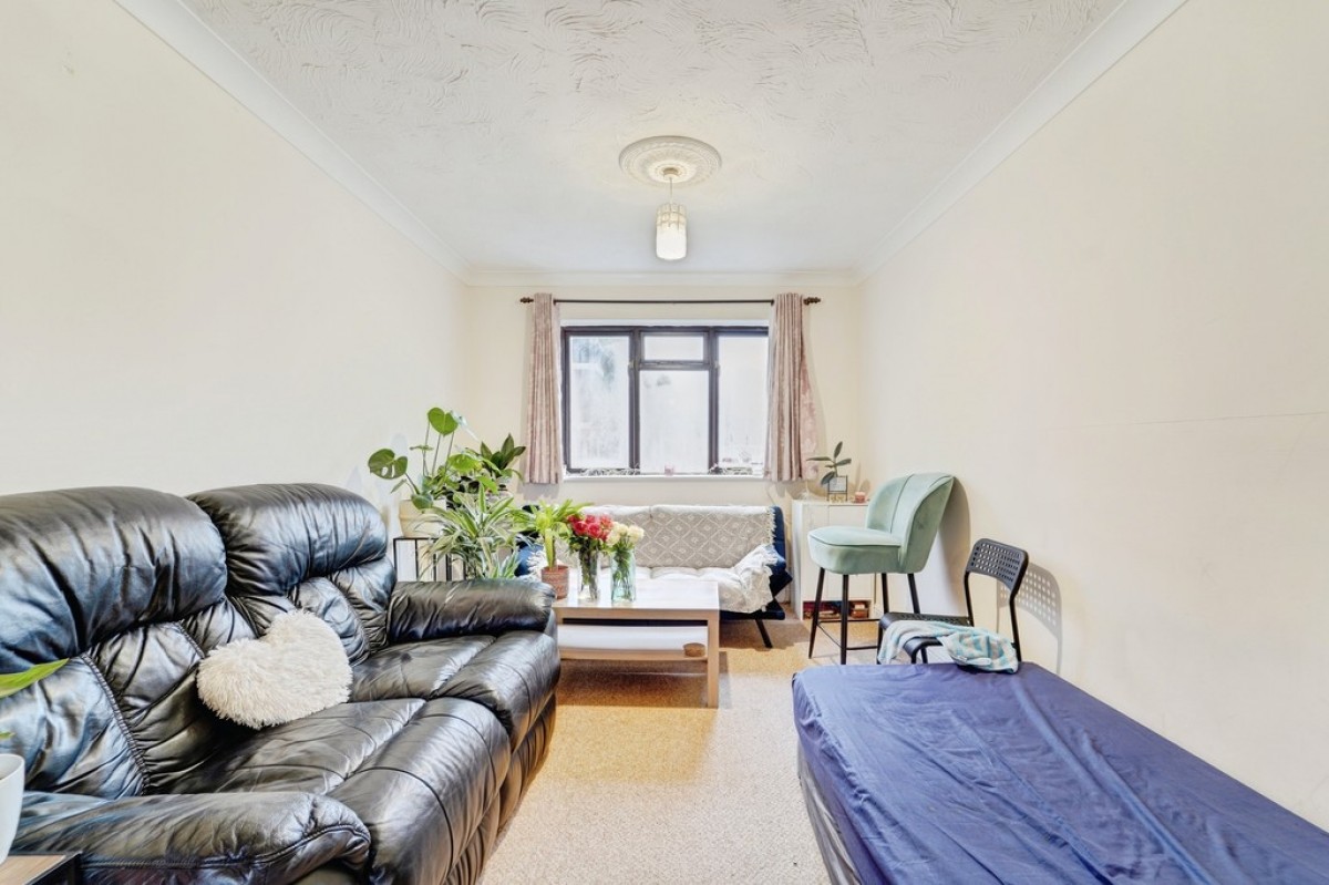 Beech Court, Bromham Road