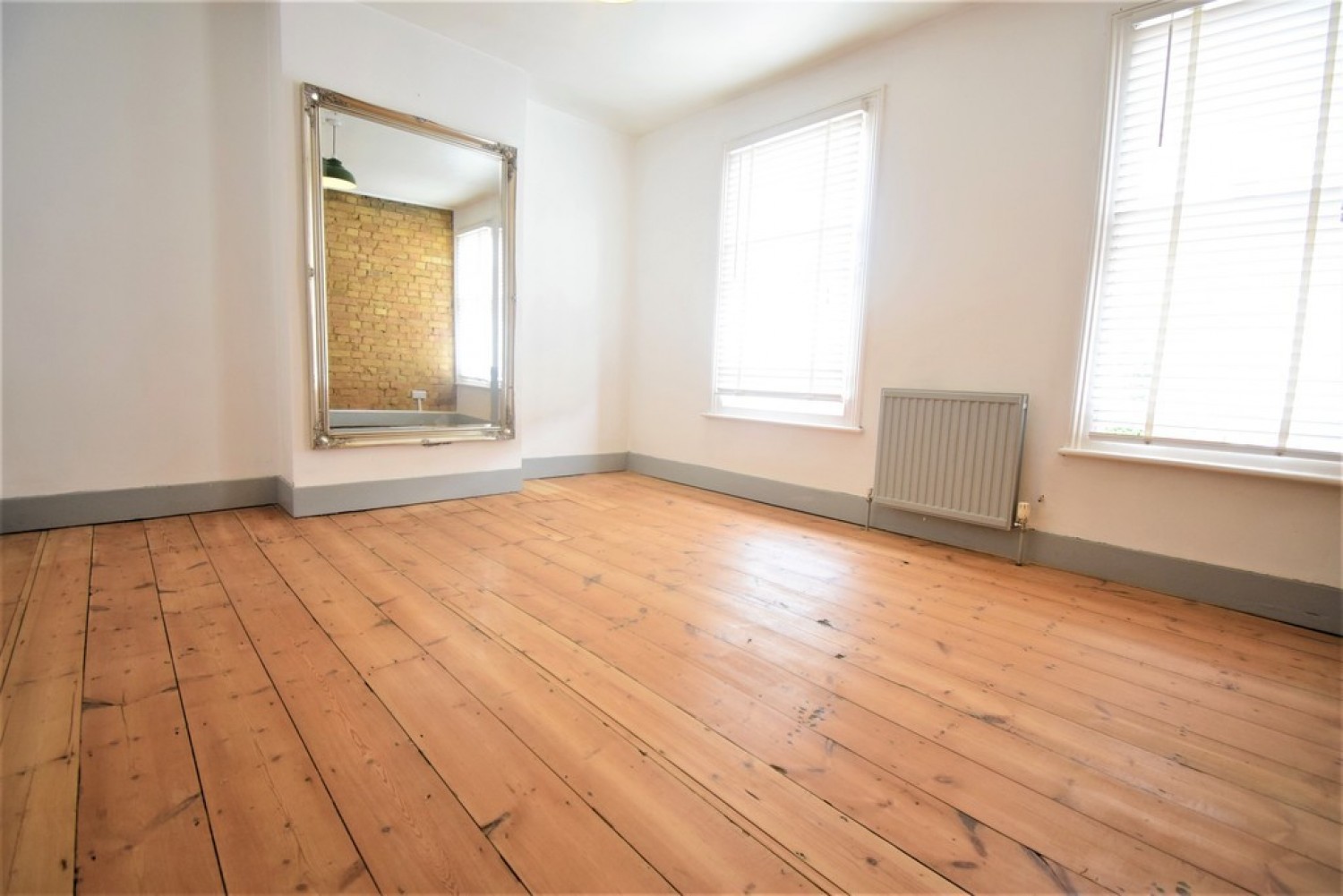 2 bedroom House for Sale Stanley Street , Bedford