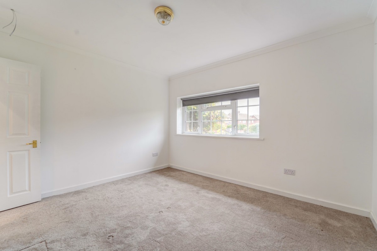 The Furlong, Bedford