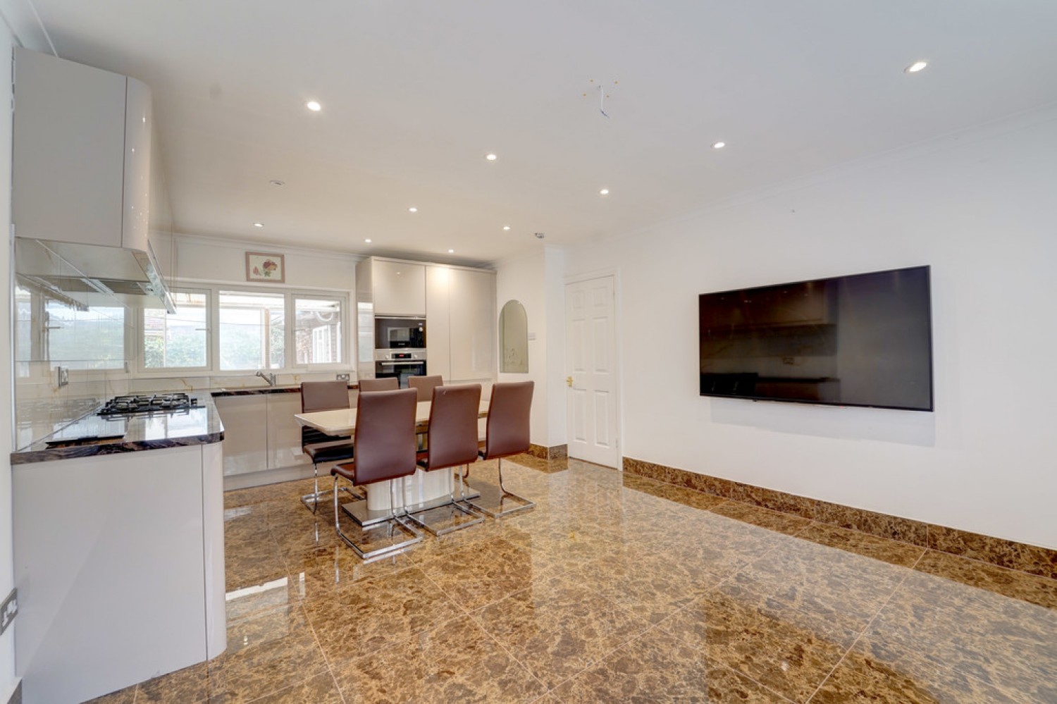 3 bedroom Bungalow in The Furlong, Bedford