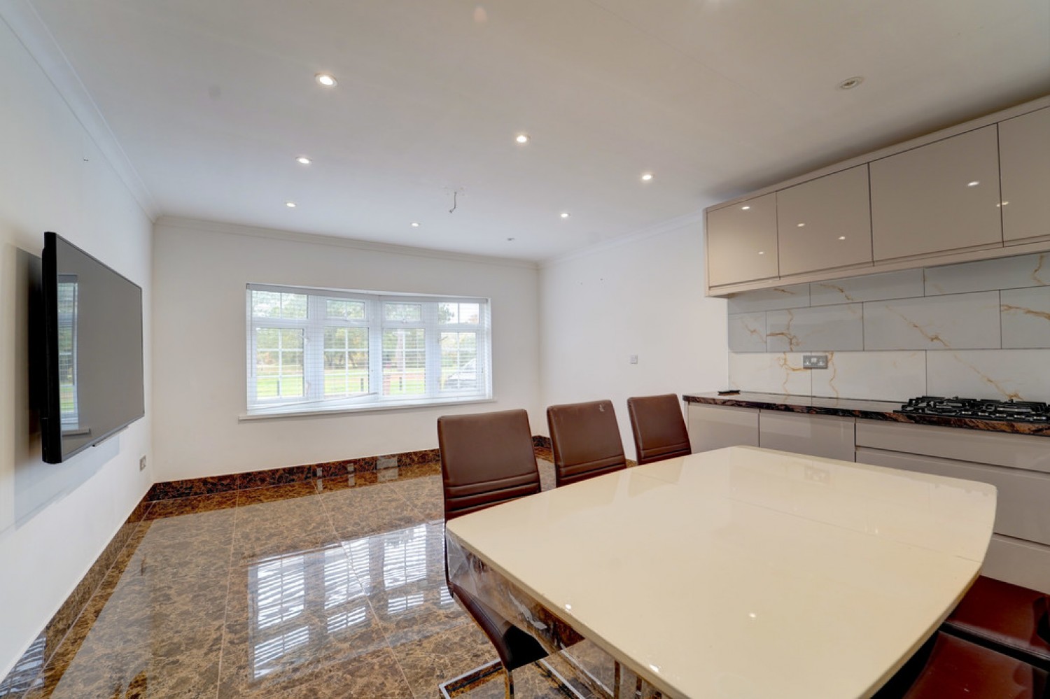 3 bedroom Bungalow in The Furlong, Bedford