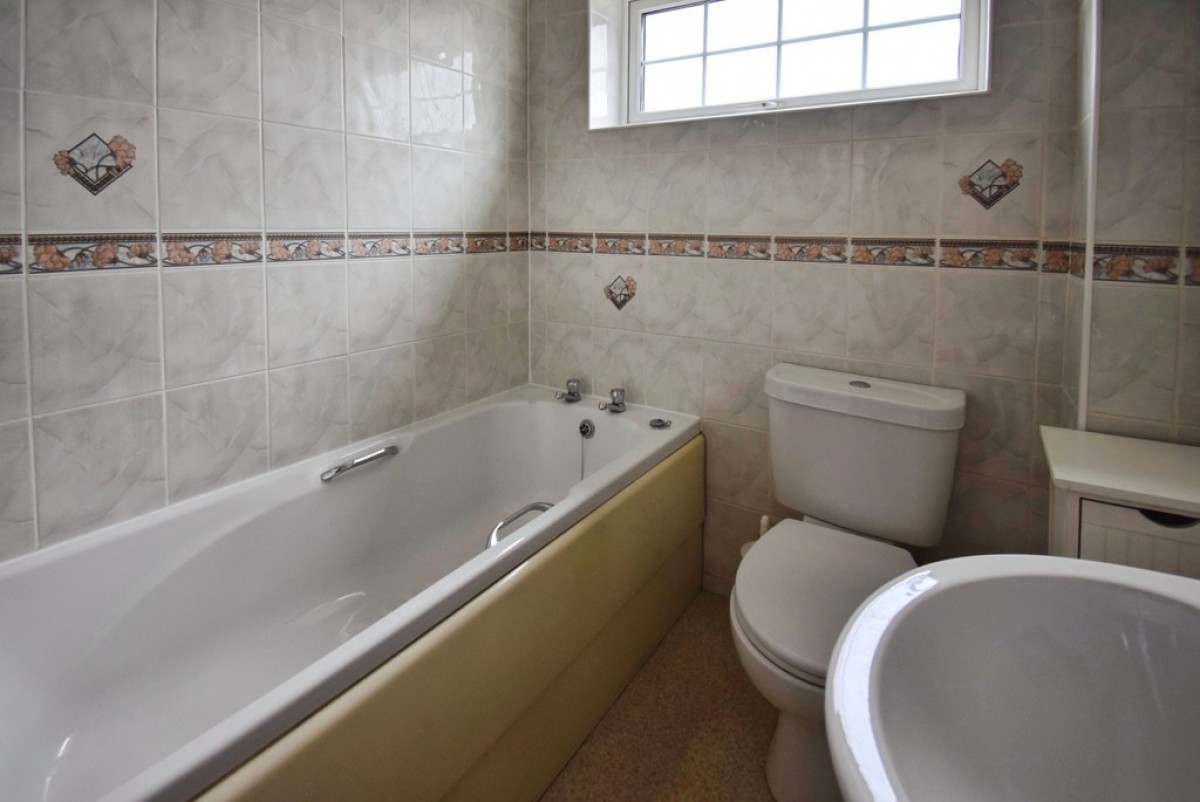 Hillgrounds Road , Kempston, Bedford