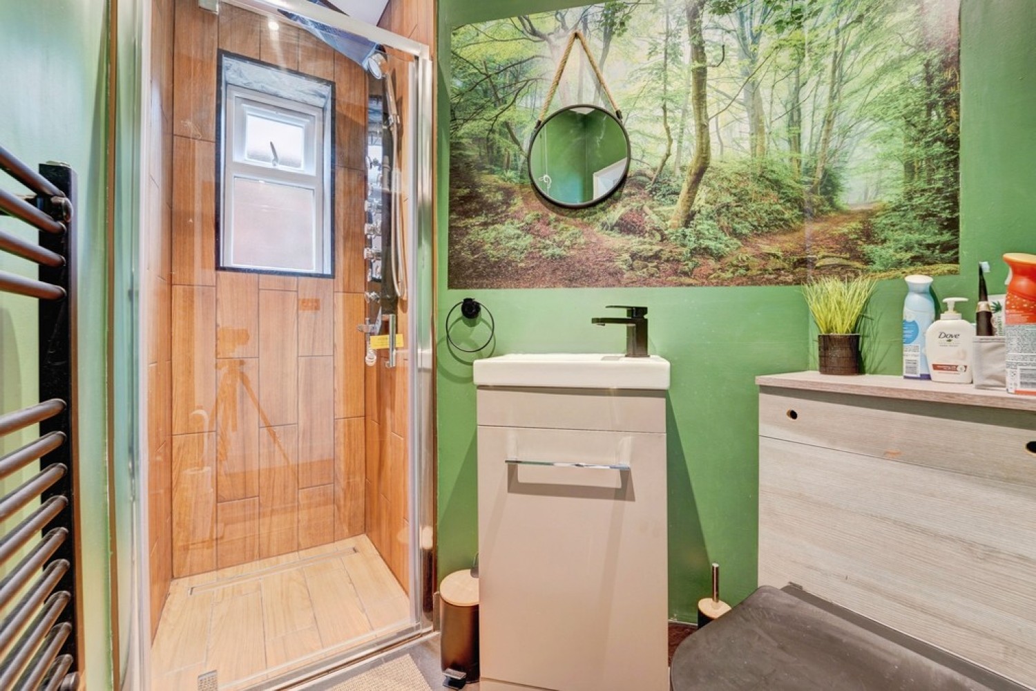 4 bedroom House for Sale Barkers Lane, Bedford