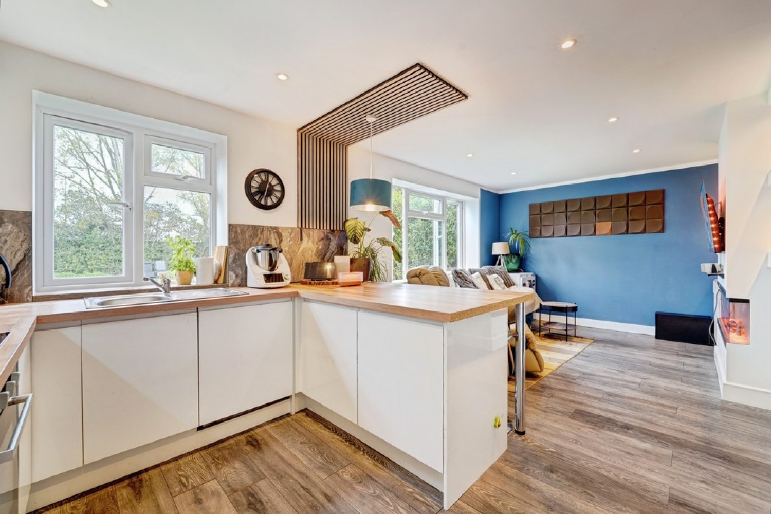 4 bedroom House for Sale Barkers Lane, Bedford