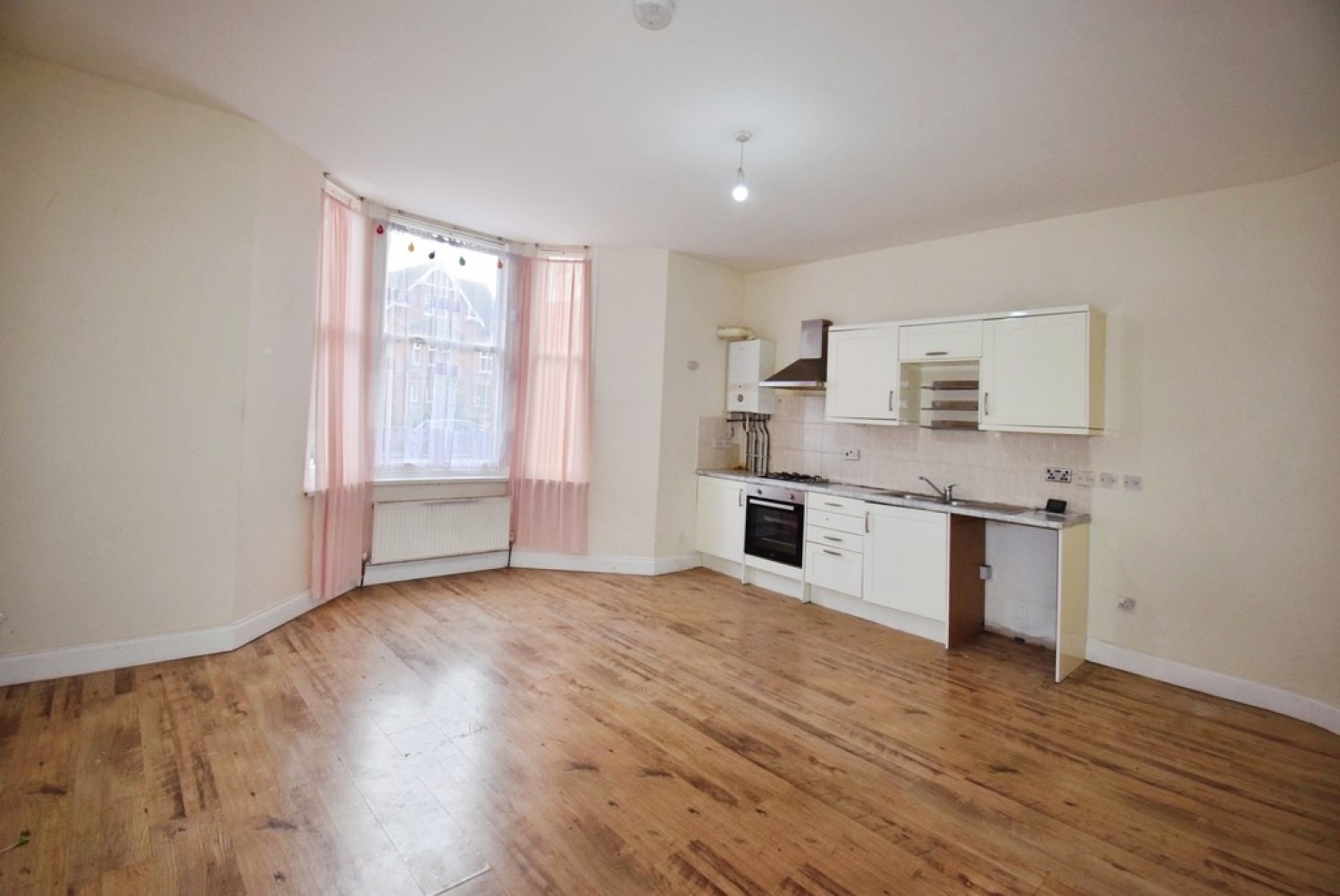 2 bedroom Flat for Letting Flat 1, 3 Lansdown Road