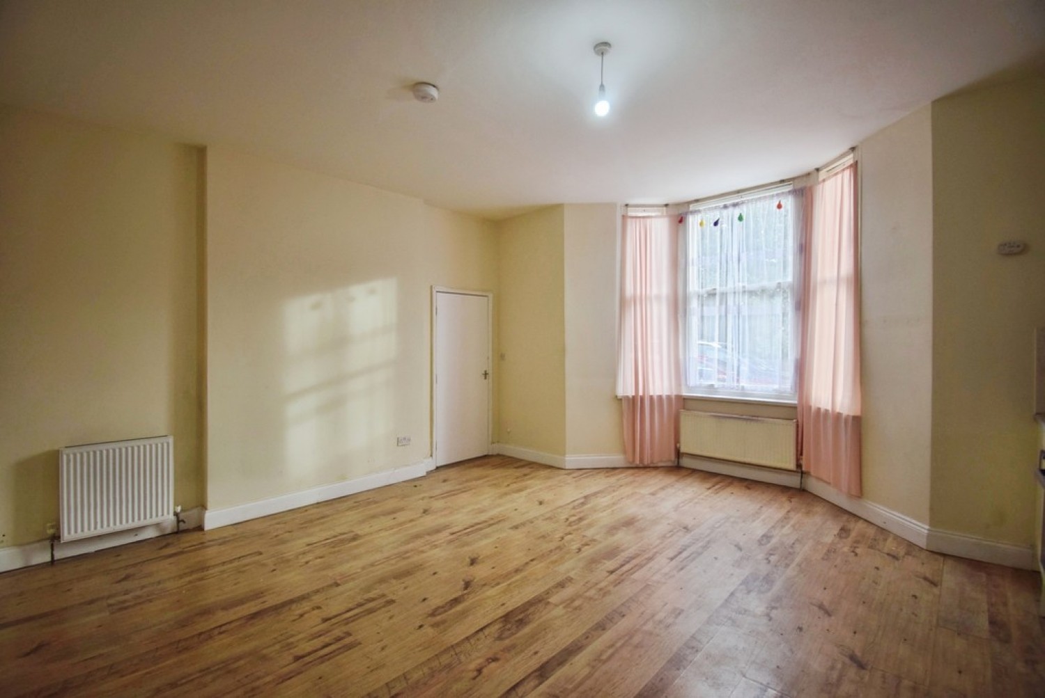 2 bedroom Flat for Letting Flat 1, 3 Lansdown Road