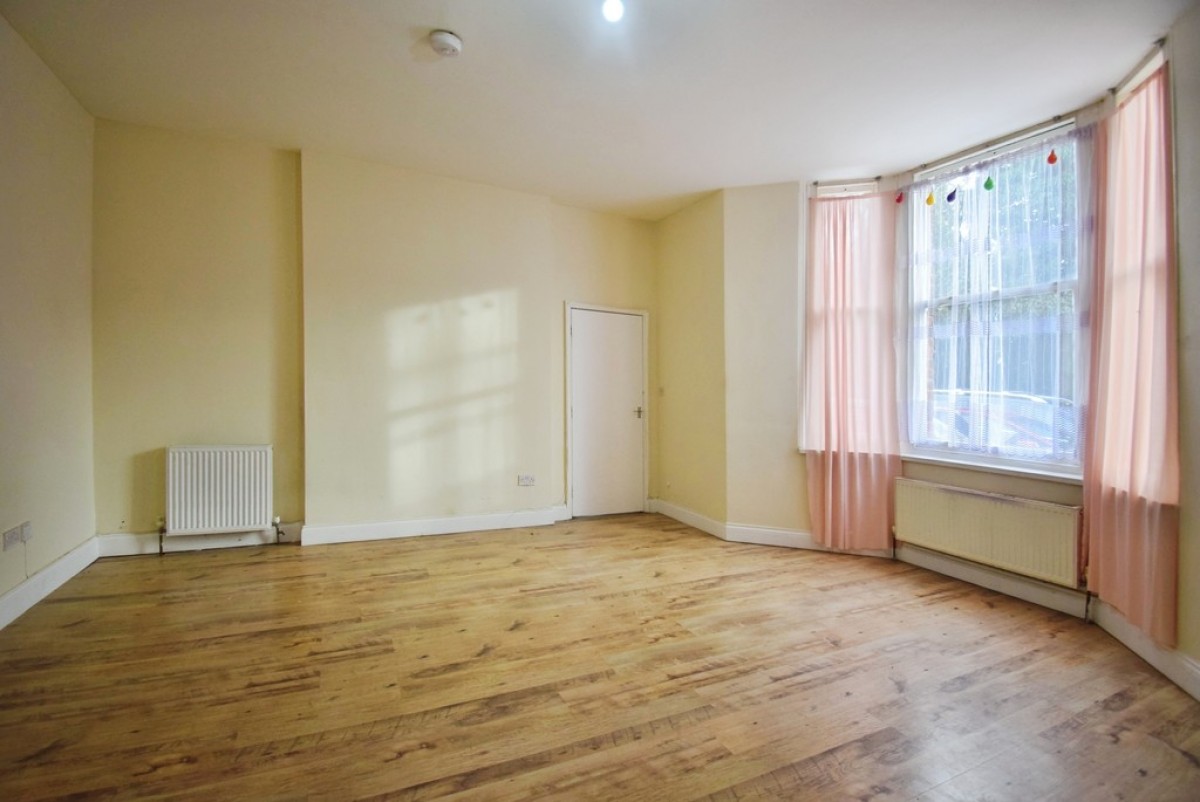 Flat 1, 3 Lansdown Road