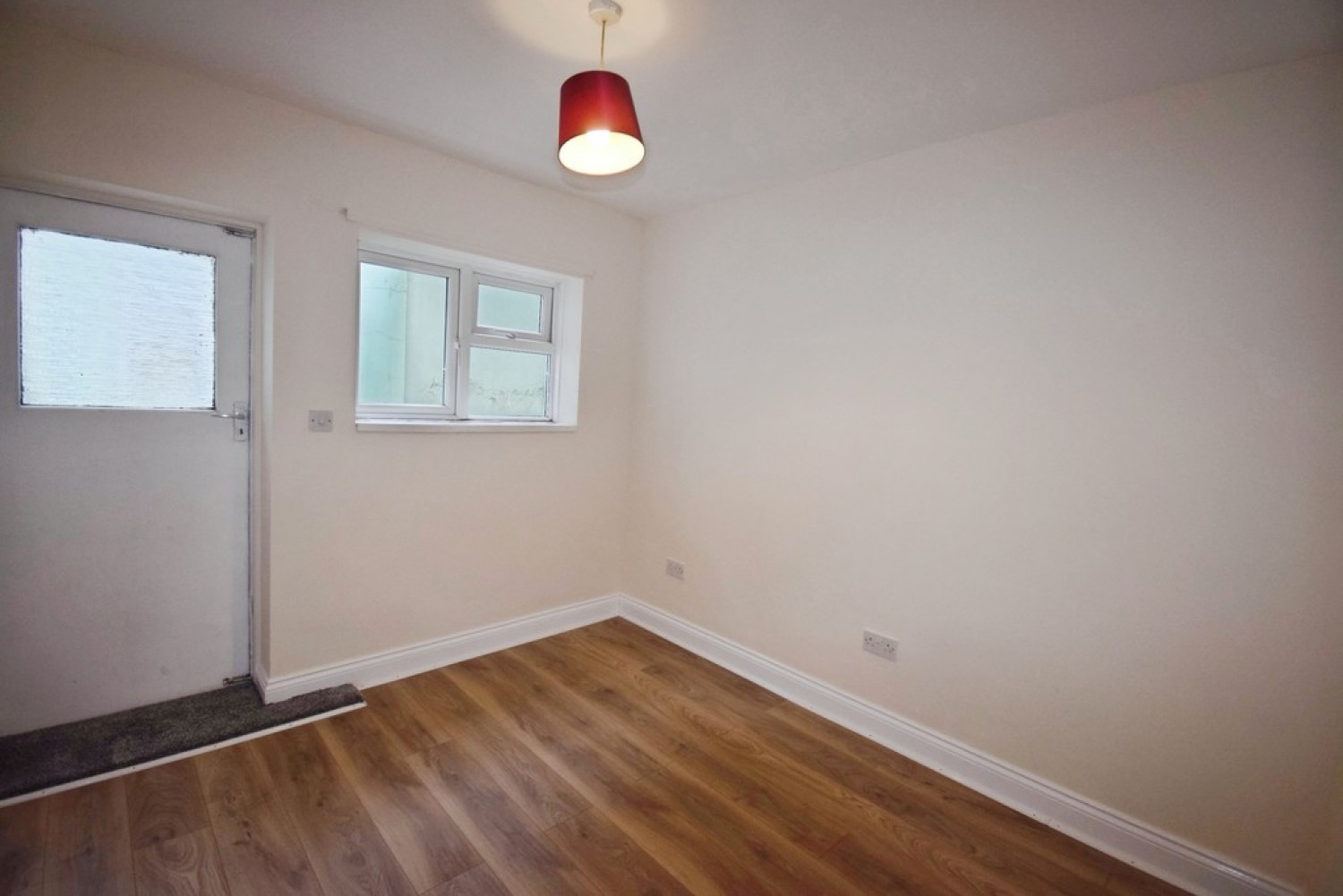 2 bedroom Flat for Letting Flat 1, 3 Lansdown Road