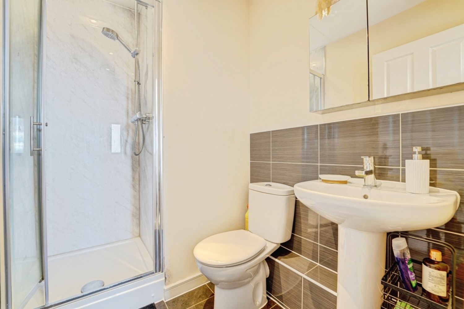 2 bedroom Flat for Sale Beauvais Avenue, Shortstown