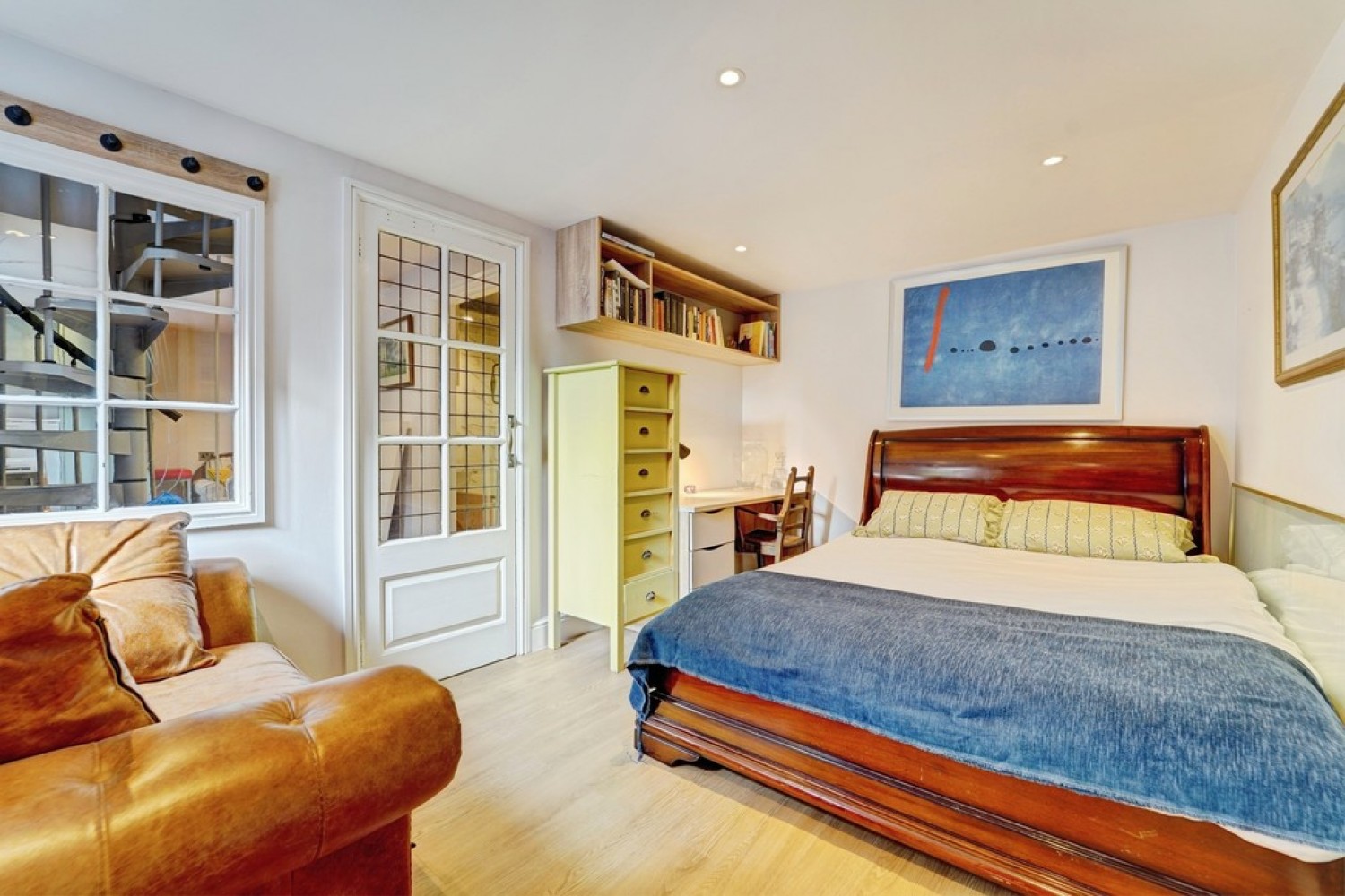 6 bedroom House for Sale Spenser Road, Bedford