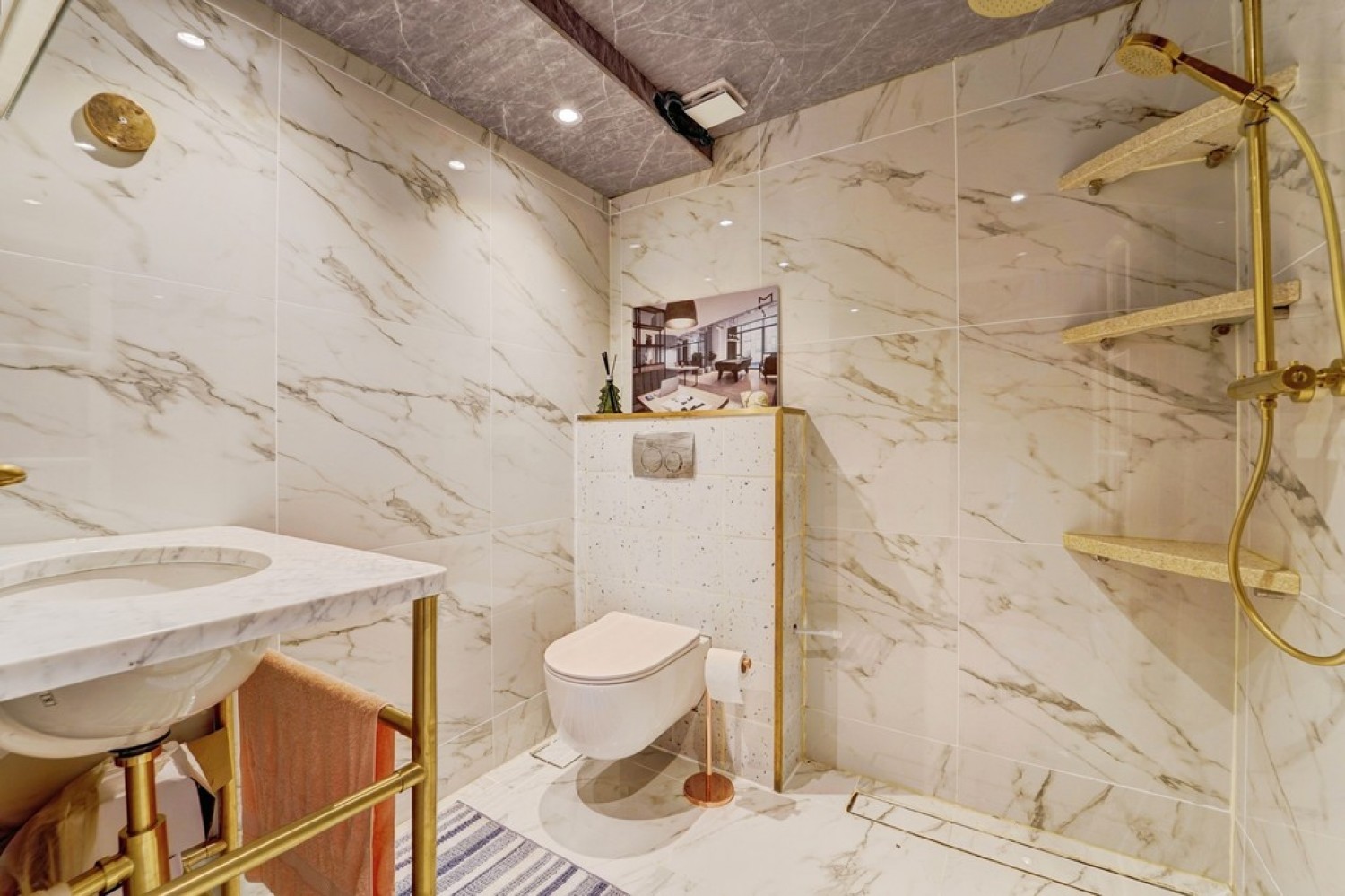 6 bedroom House for Sale Spenser Road, Bedford