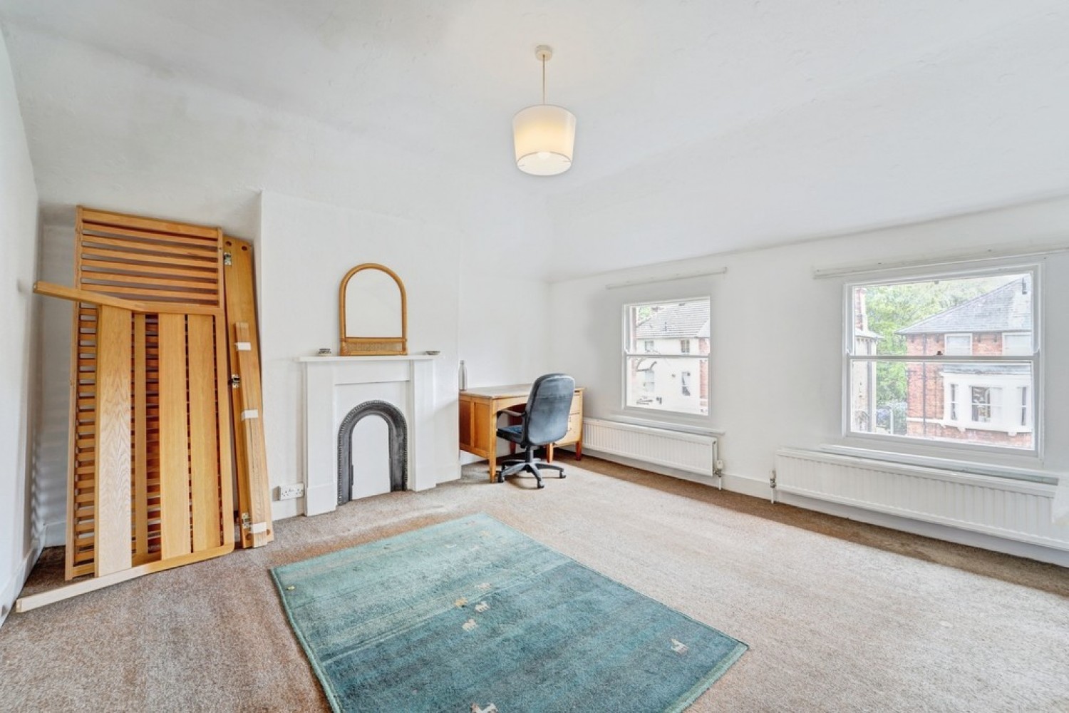 8 bedroom House for Sale Chaucer Road , Bedford
