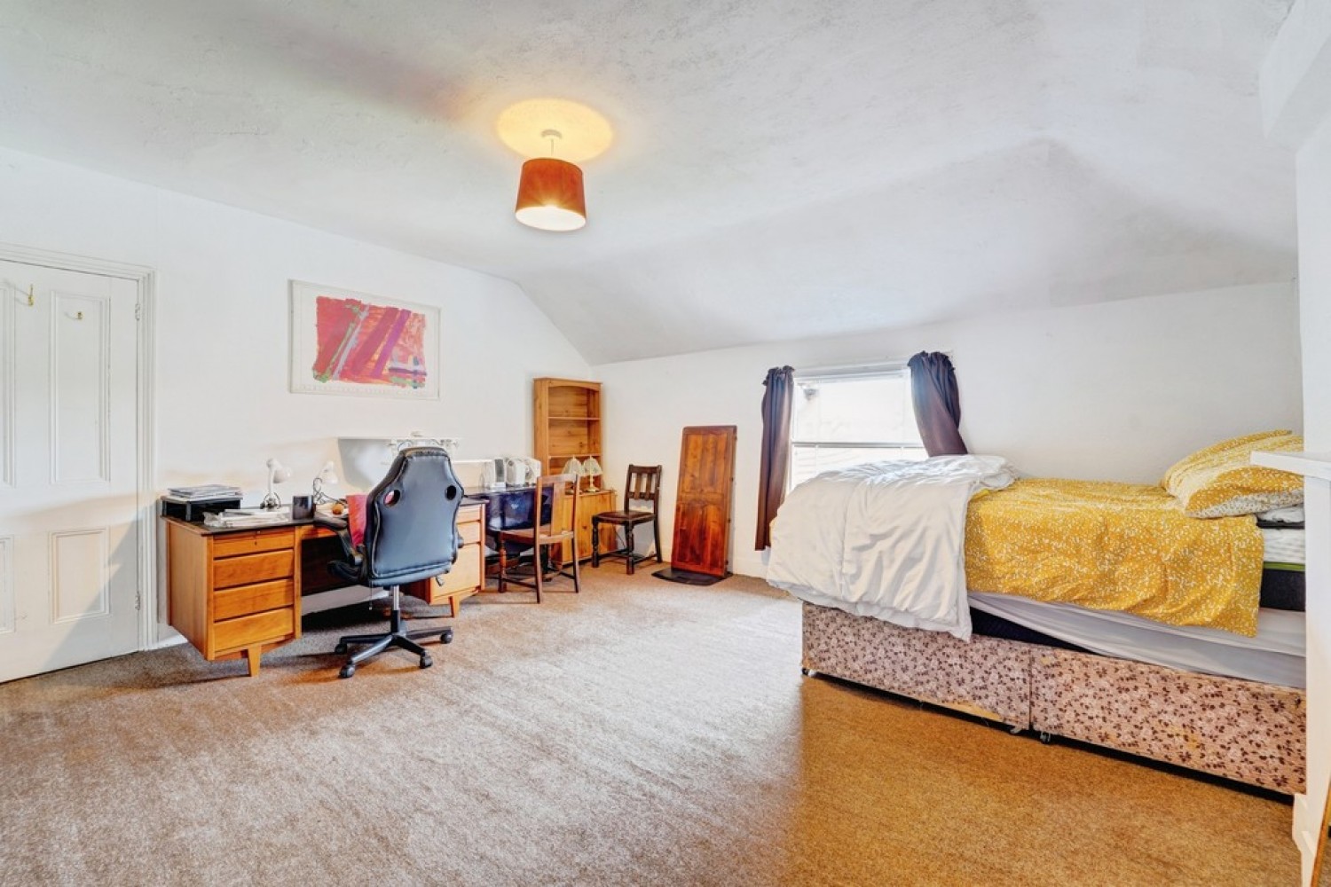 8 bedroom House for Sale Chaucer Road , Bedford
