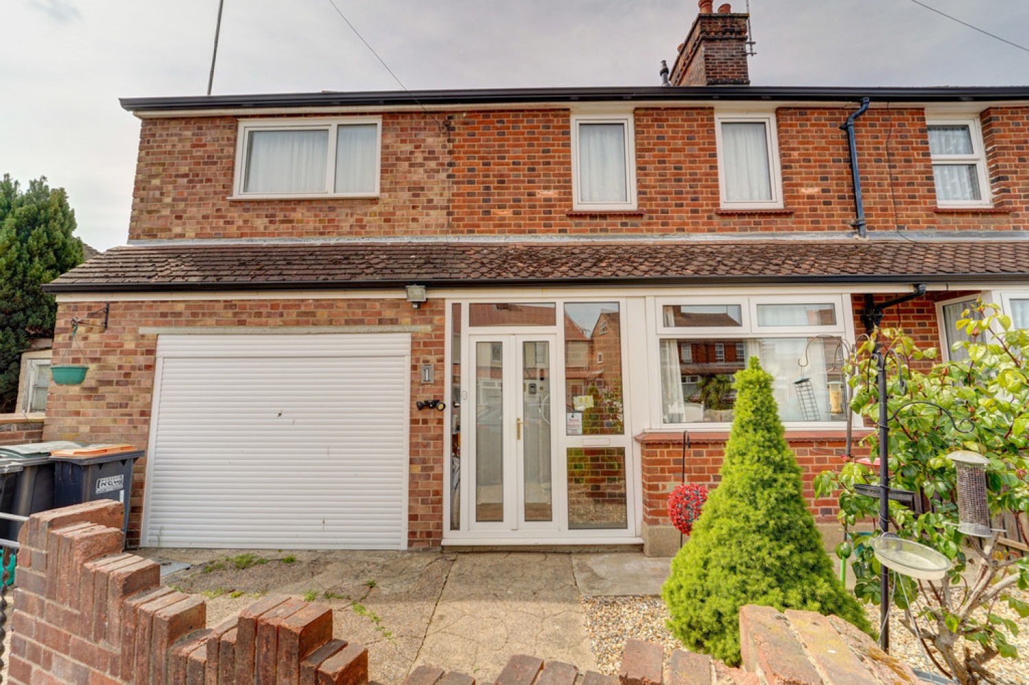 4 bedroom House for Sale Honeyhill Gardens, Queens Park