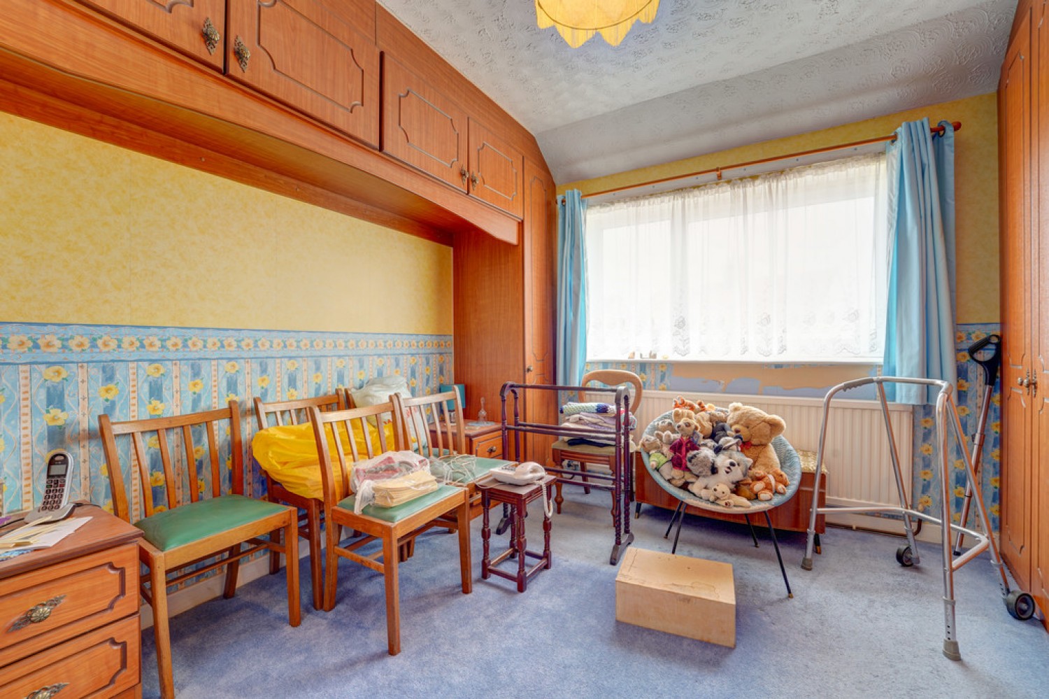 4 bedroom House for Sale Honeyhill Gardens, Queens Park