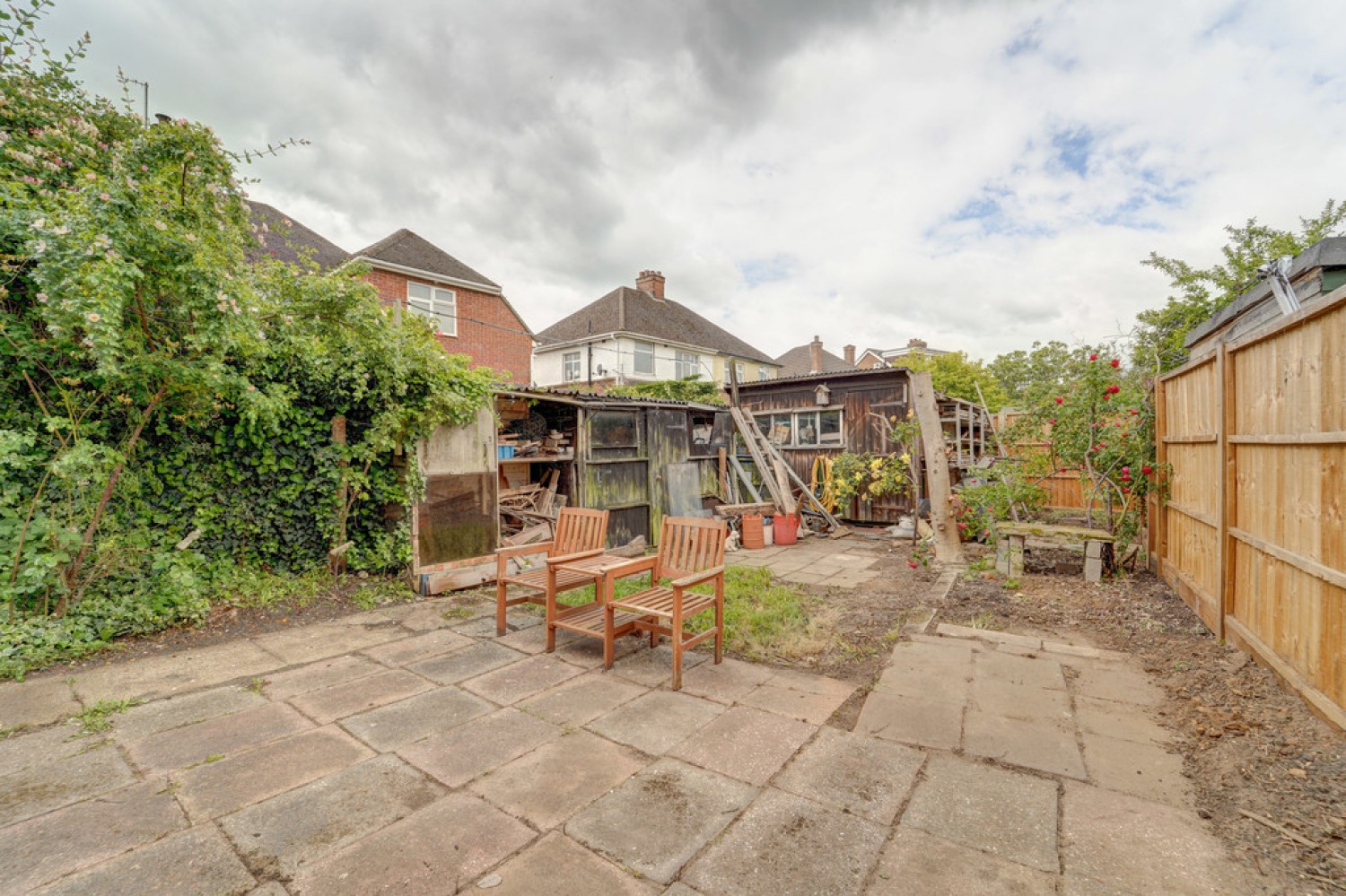 4 bedroom House for Sale Honeyhill Gardens, Queens Park