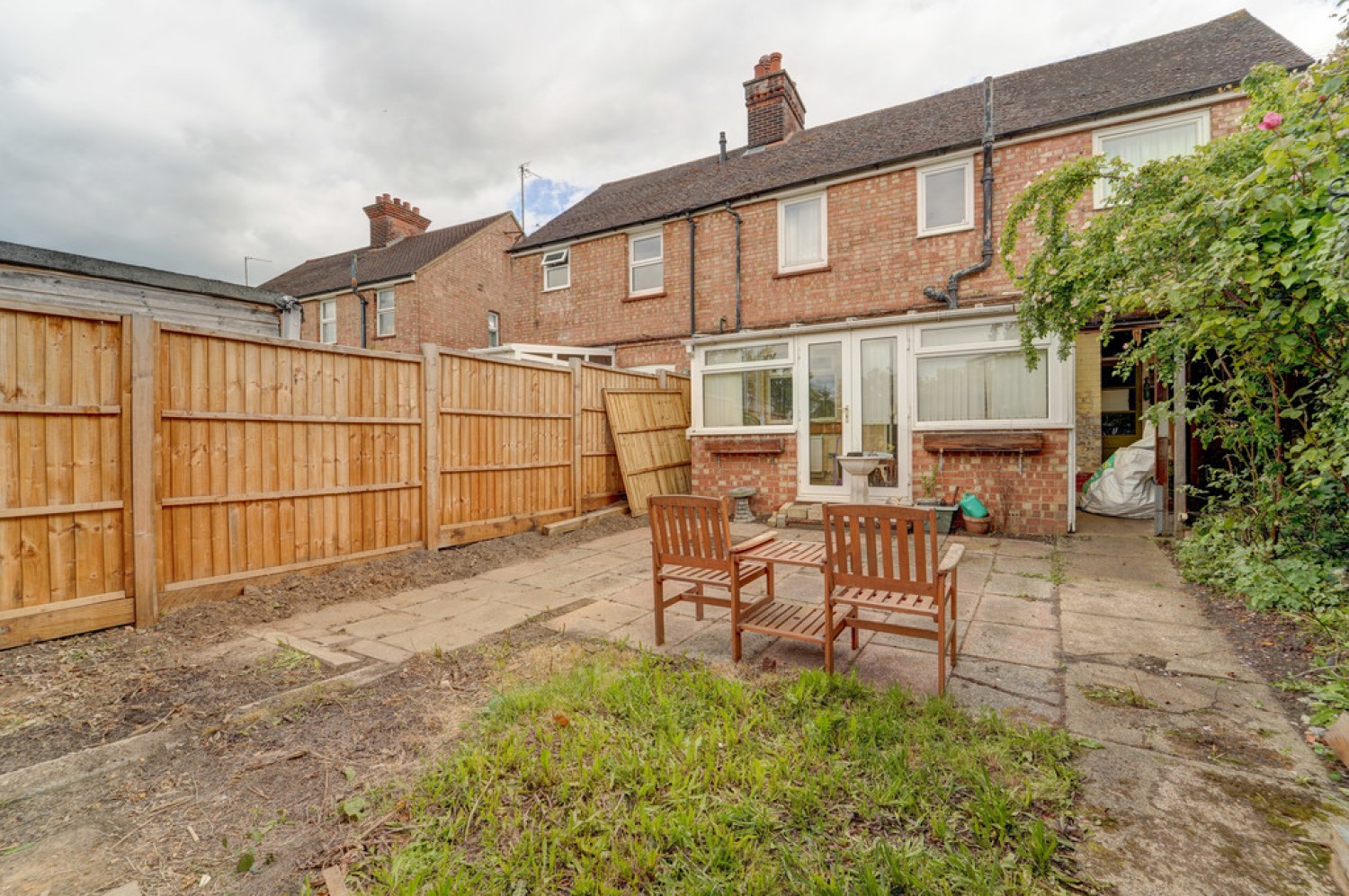 4 bedroom House for Sale Honeyhill Gardens, Queens Park