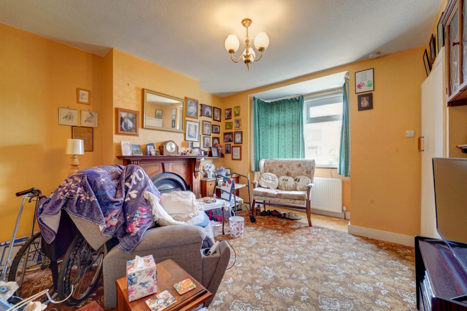 4 bedroom House for Sale Honeyhill Gardens, Queens Park