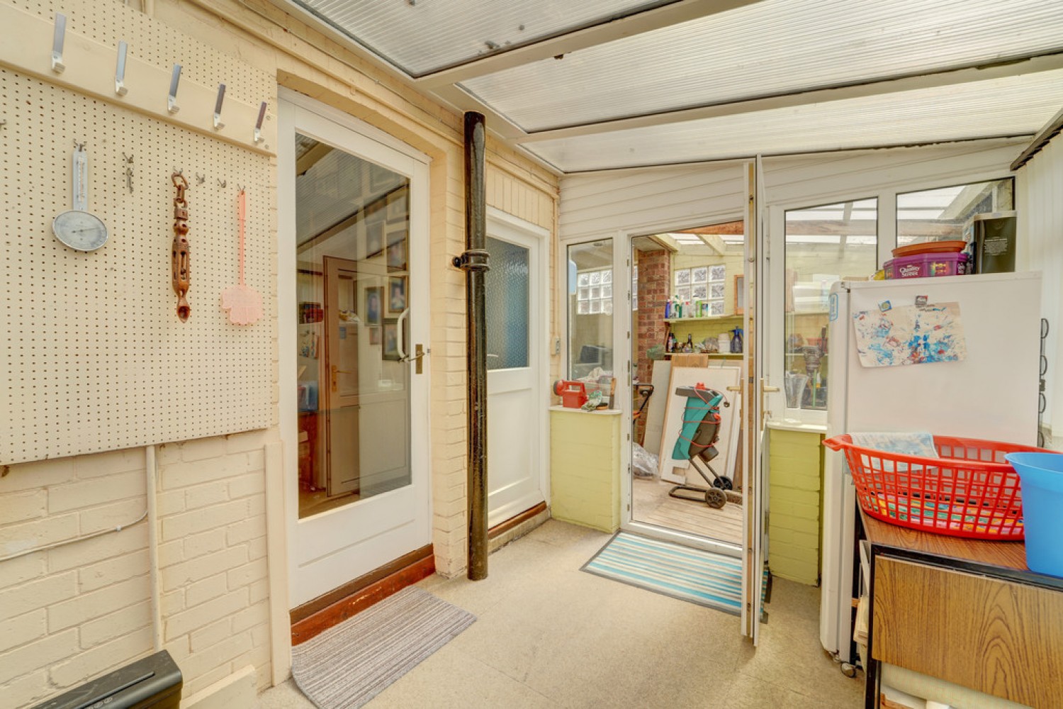 4 bedroom House for Sale Honeyhill Gardens, Queens Park