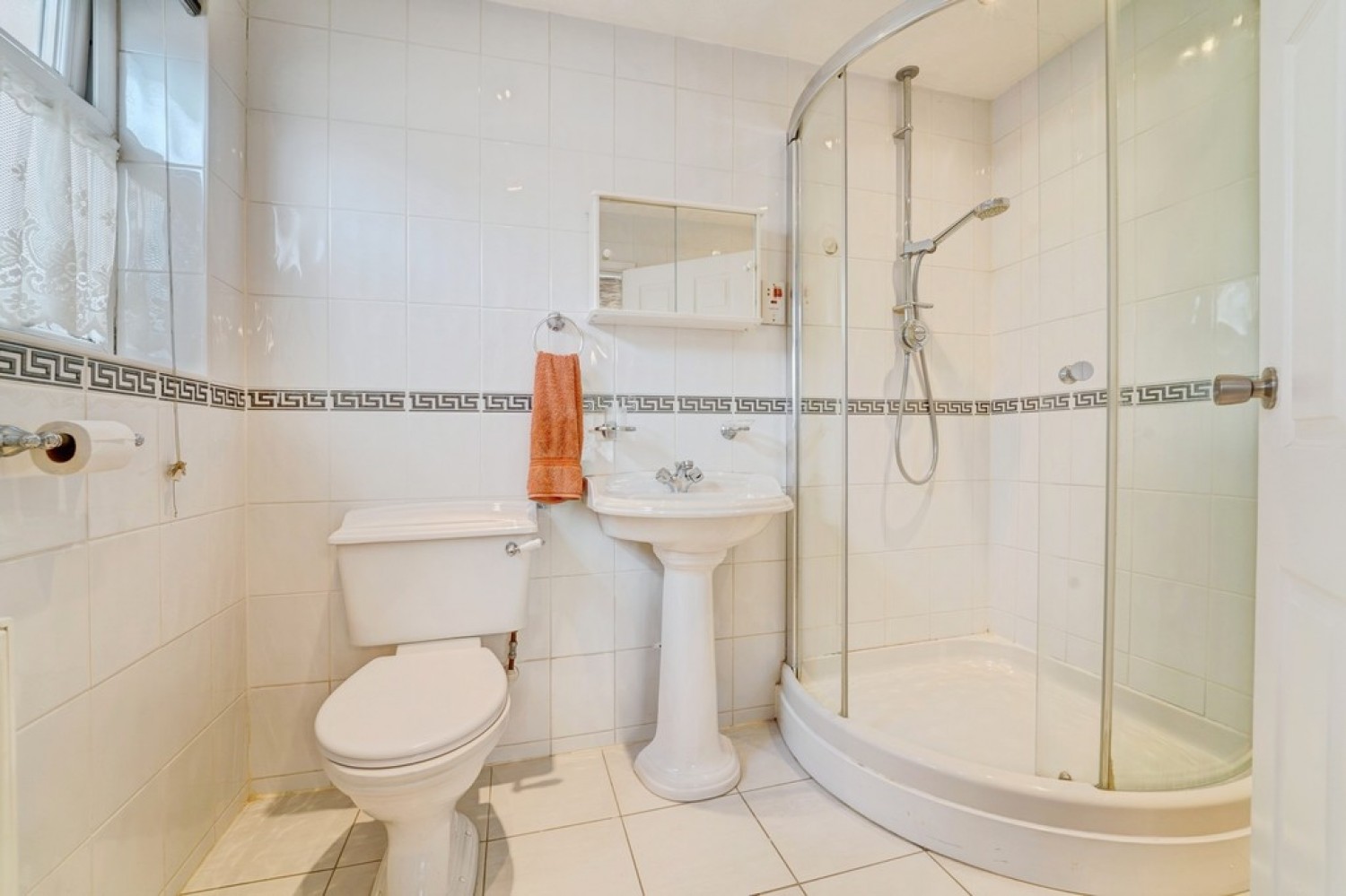 4 bedroom Bungalow for Sale Barnstaple Road, Bedford