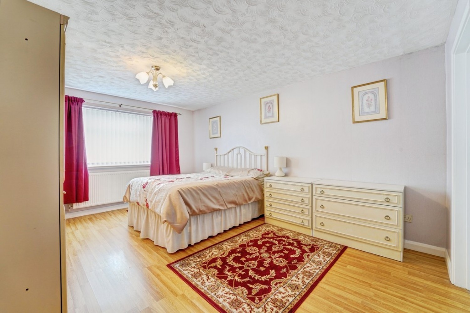 4 bedroom Bungalow for Sale Barnstaple Road, Bedford