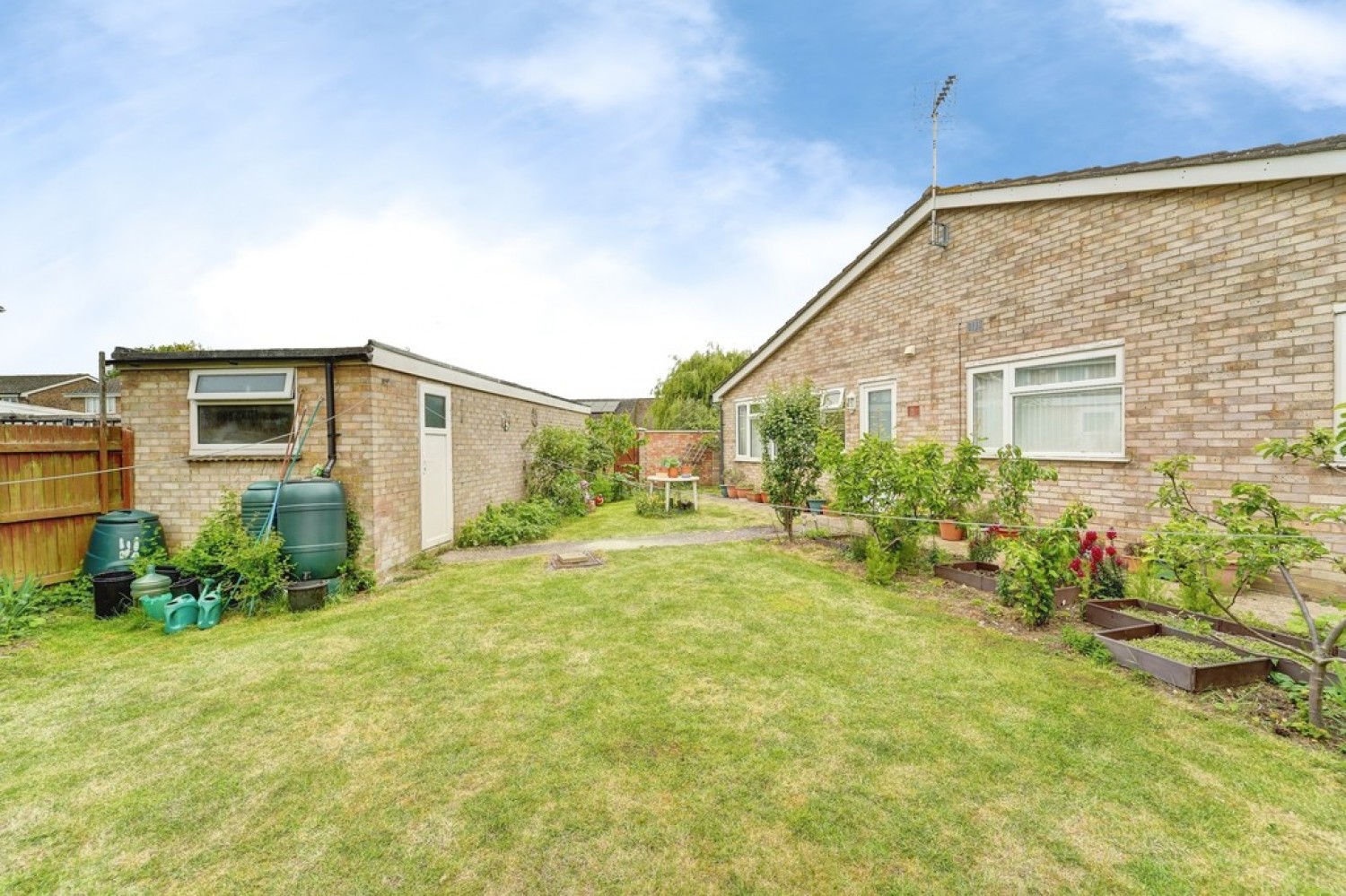 4 bedroom Bungalow for Sale Barnstaple Road, Bedford