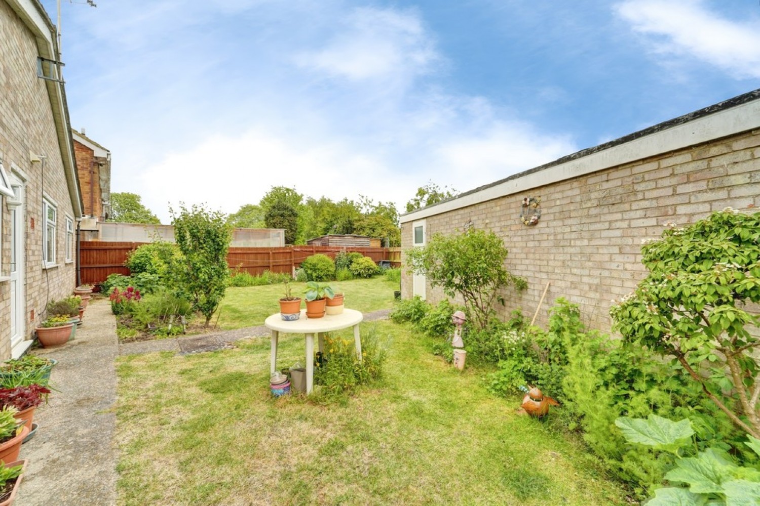4 bedroom Bungalow for Sale Barnstaple Road, Bedford