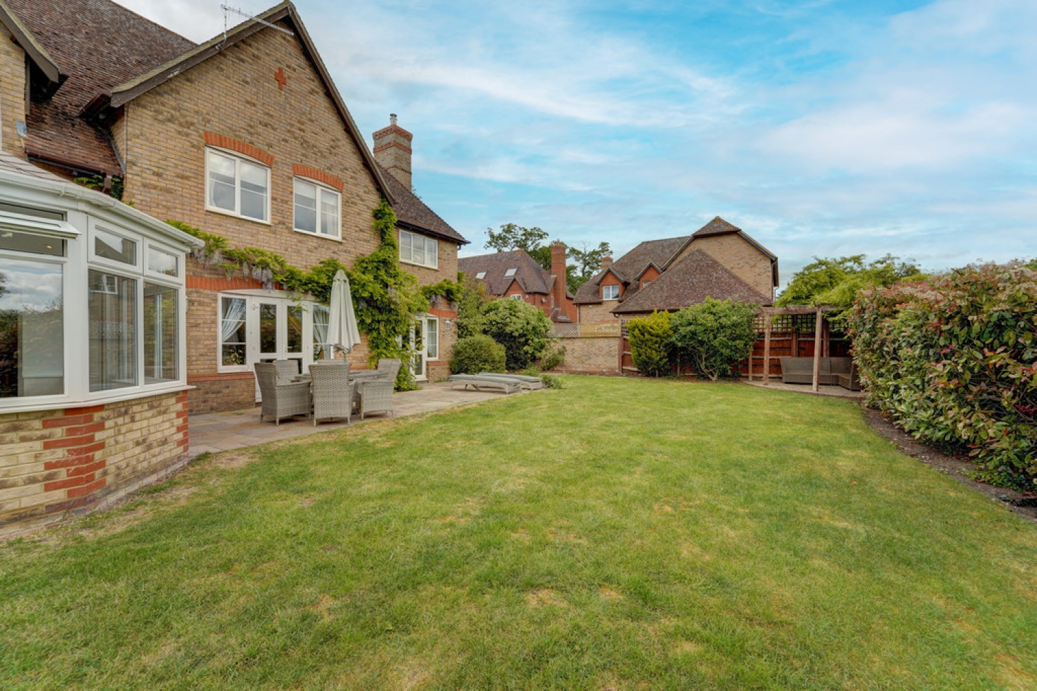 5 bedroom House for Sale Church View, Clapham, Bedford