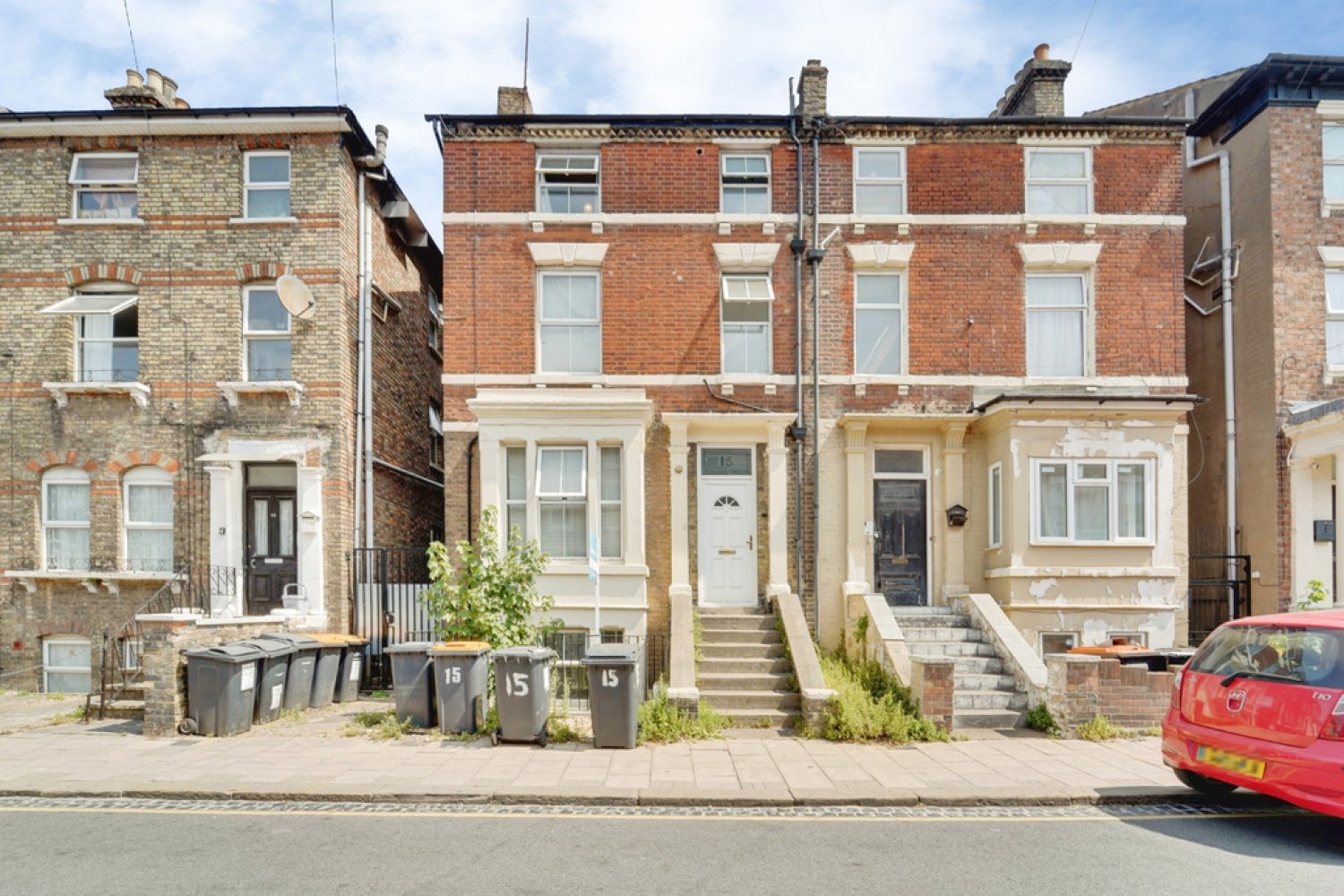 6 bedroom House for Sale Alexandra Road, Bedford