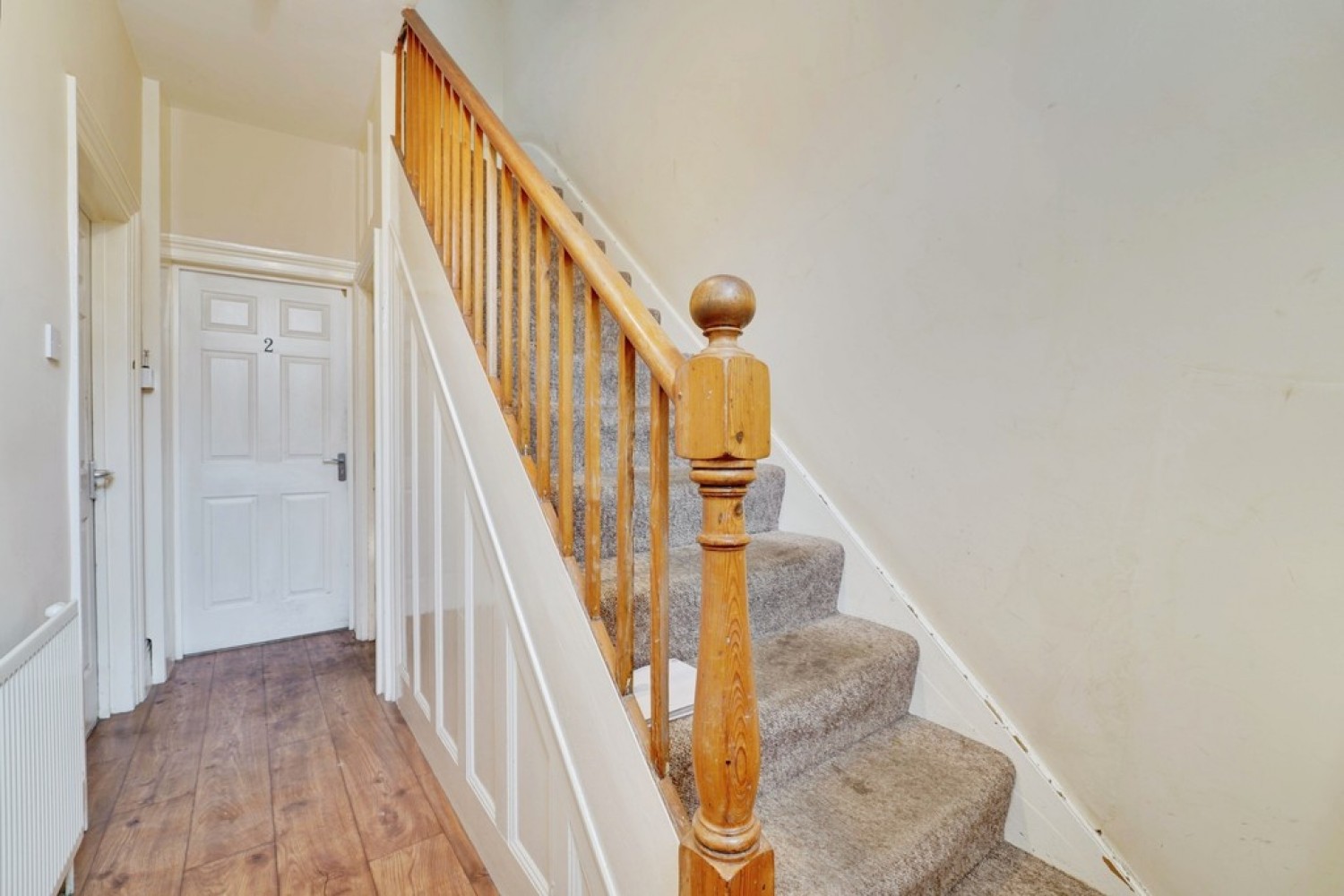 6 bedroom House for Sale Alexandra Road, Bedford